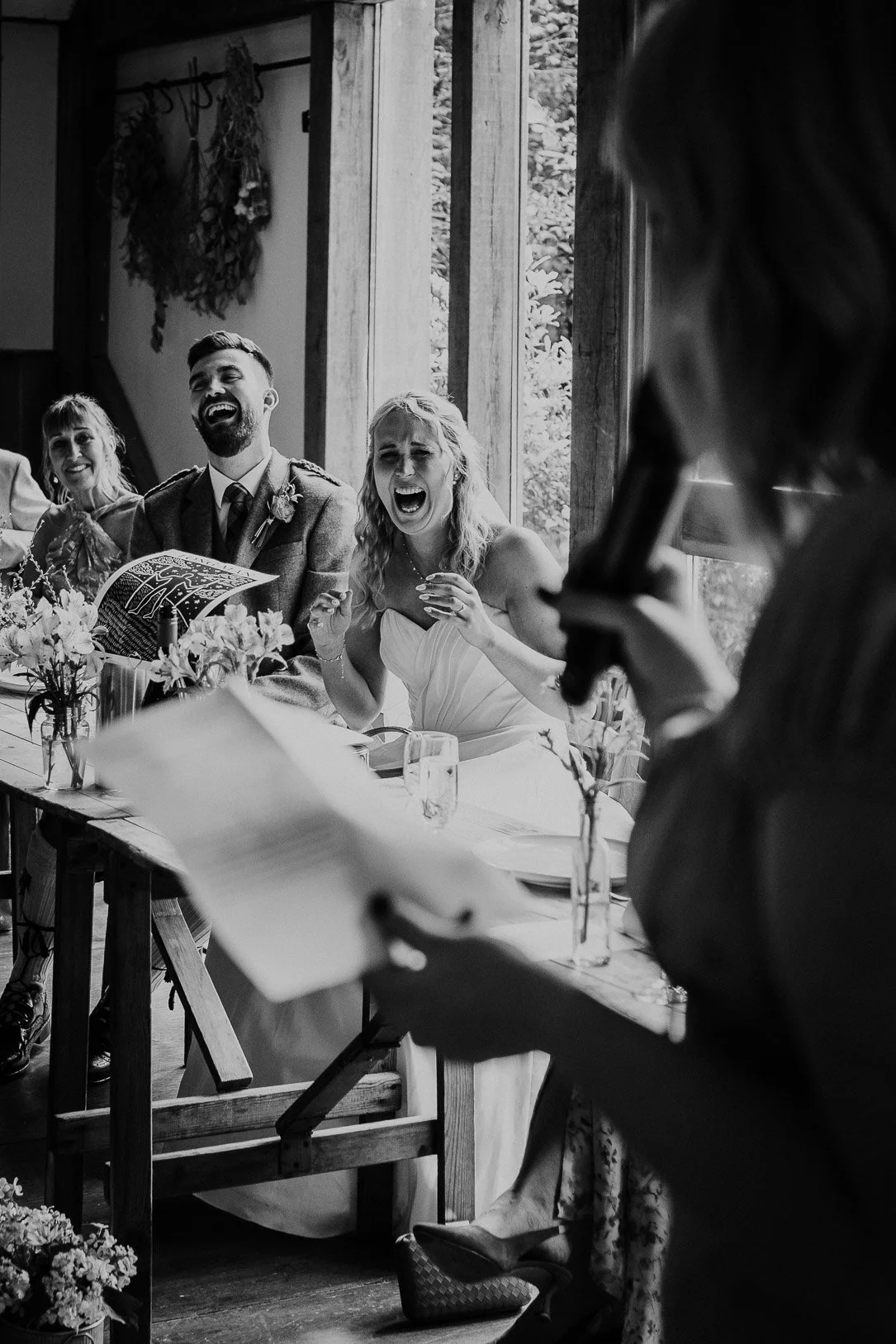 weddingvenuesincornwall_portraitformat_alexapoppe_17.jpg