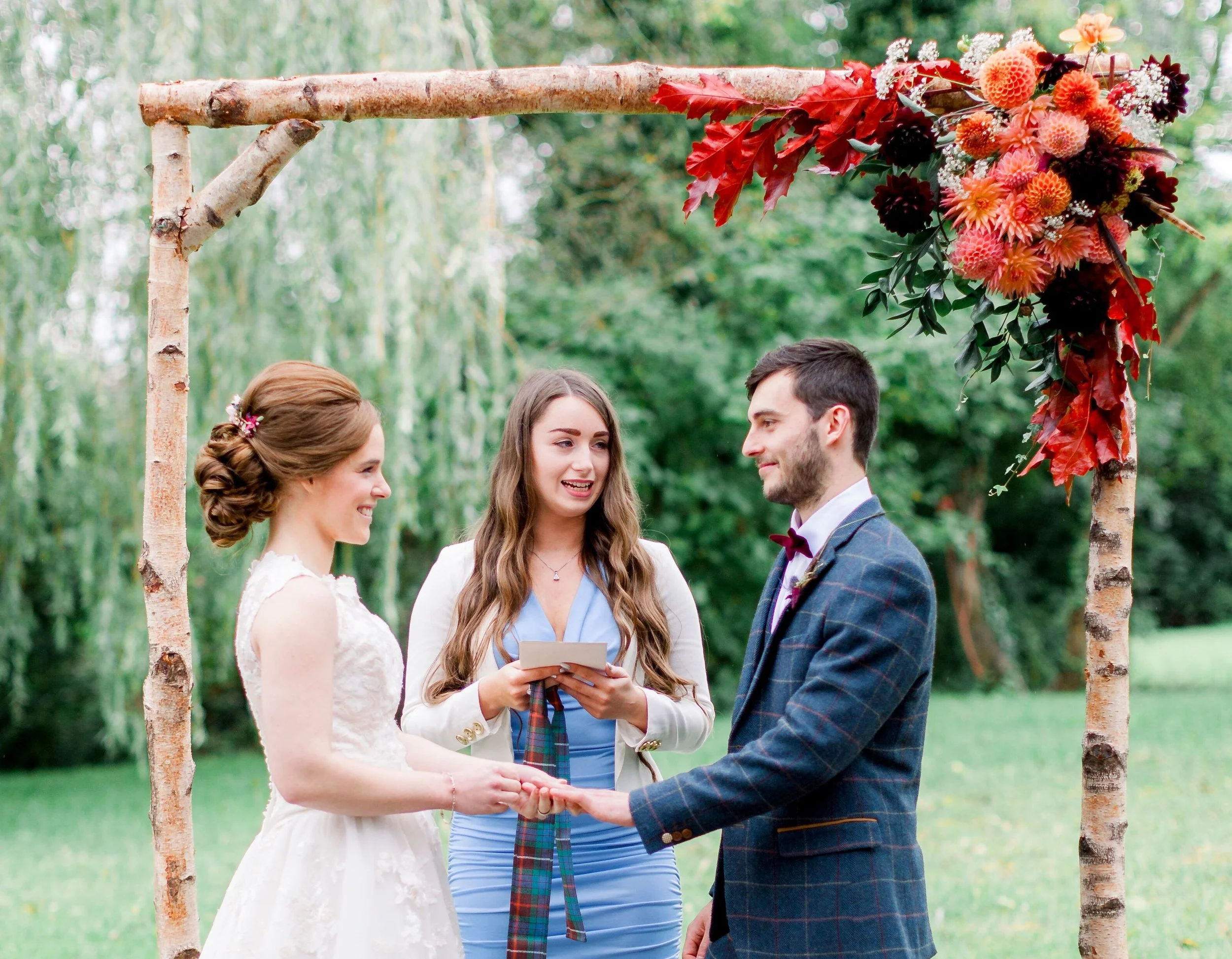 jobradbury outdoor ceremony devon Higherholcombe.jpeg