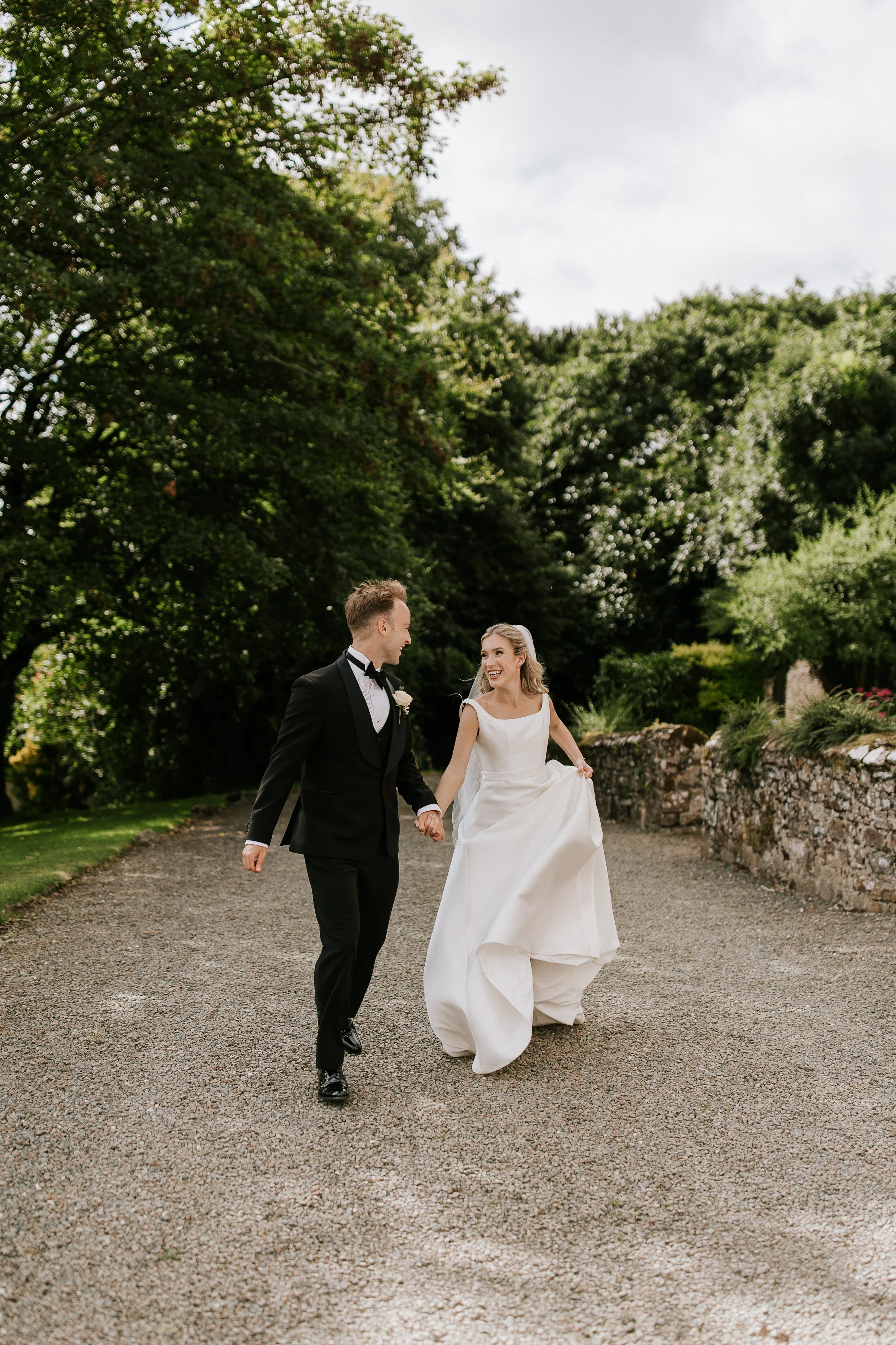 NateandEmily_LauncellsBarton_StephNewtonPhotography096.jpg