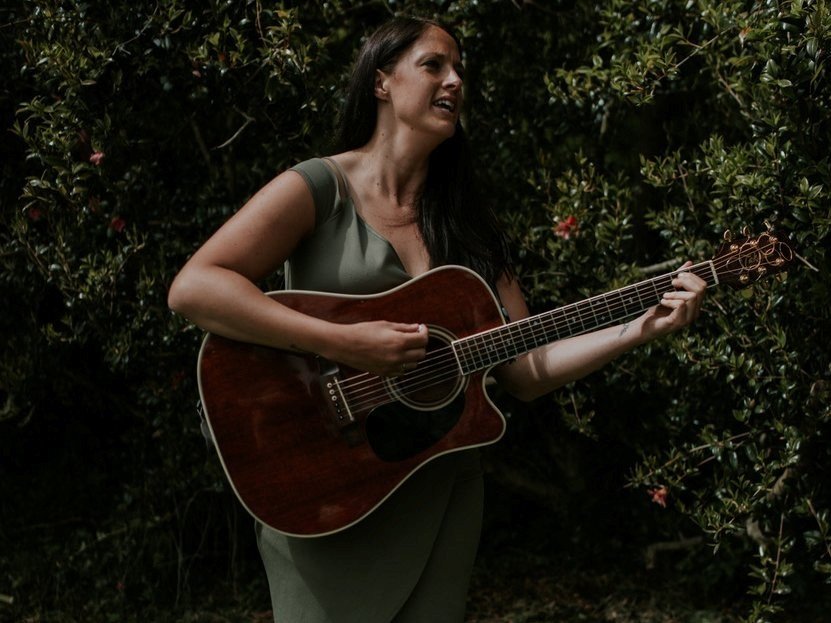 Kelly Barnes Foxy Music.jpg