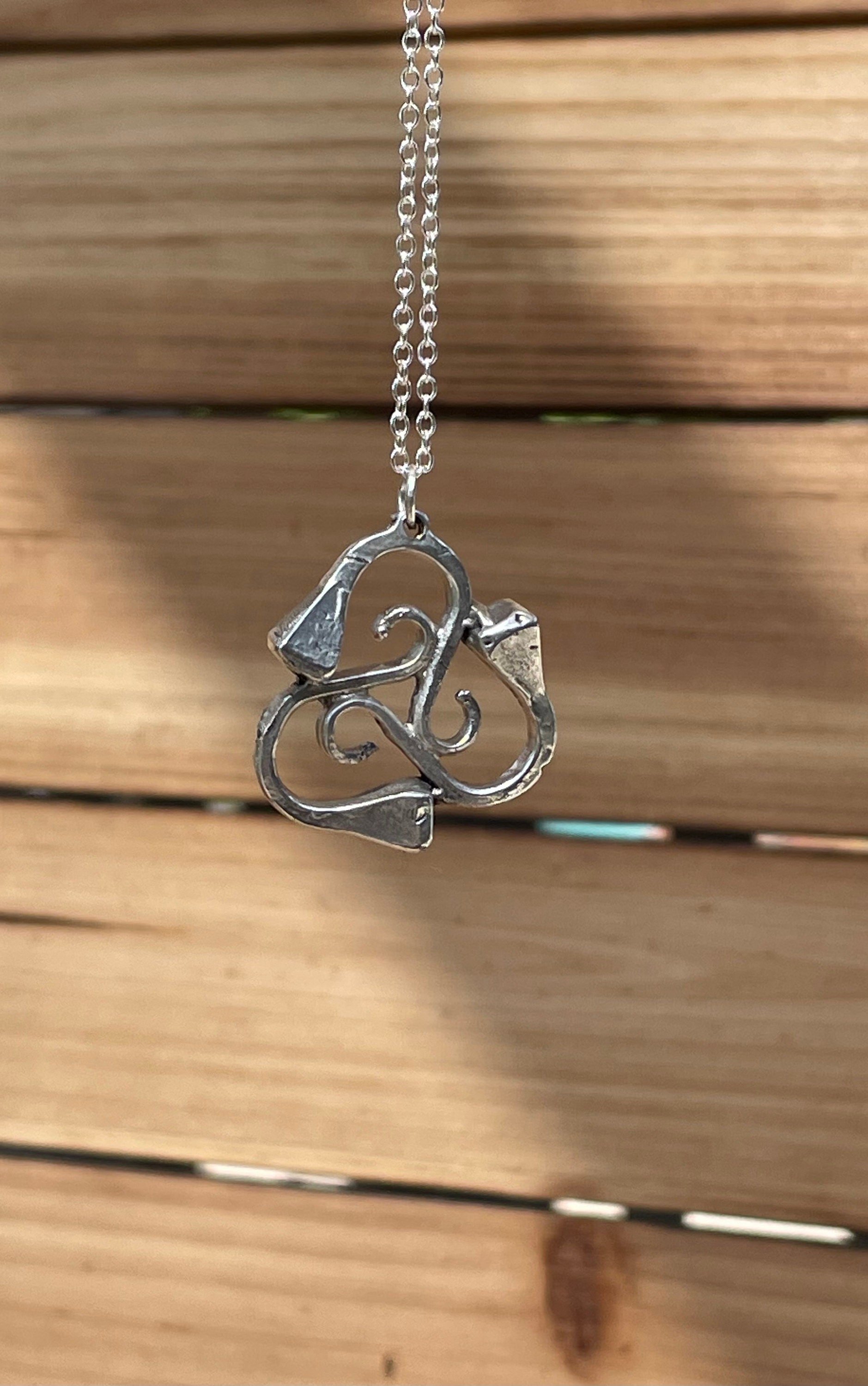 https://i.etsystatic.com/15899282/r/il/95d6bf/6000404658/il_fullxfull.6000404658_i1jz.jpg