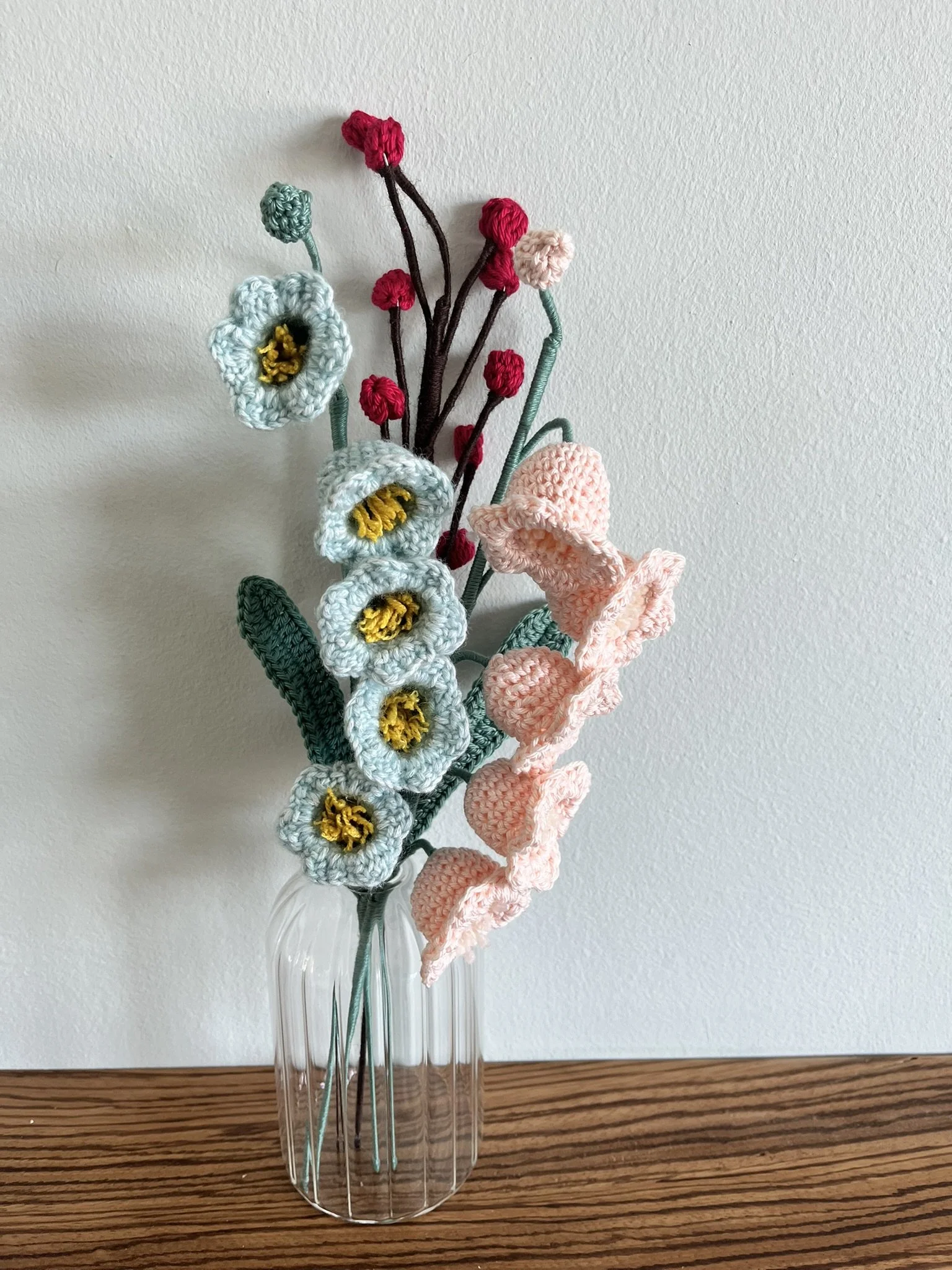 lily of the valley crochet in vase