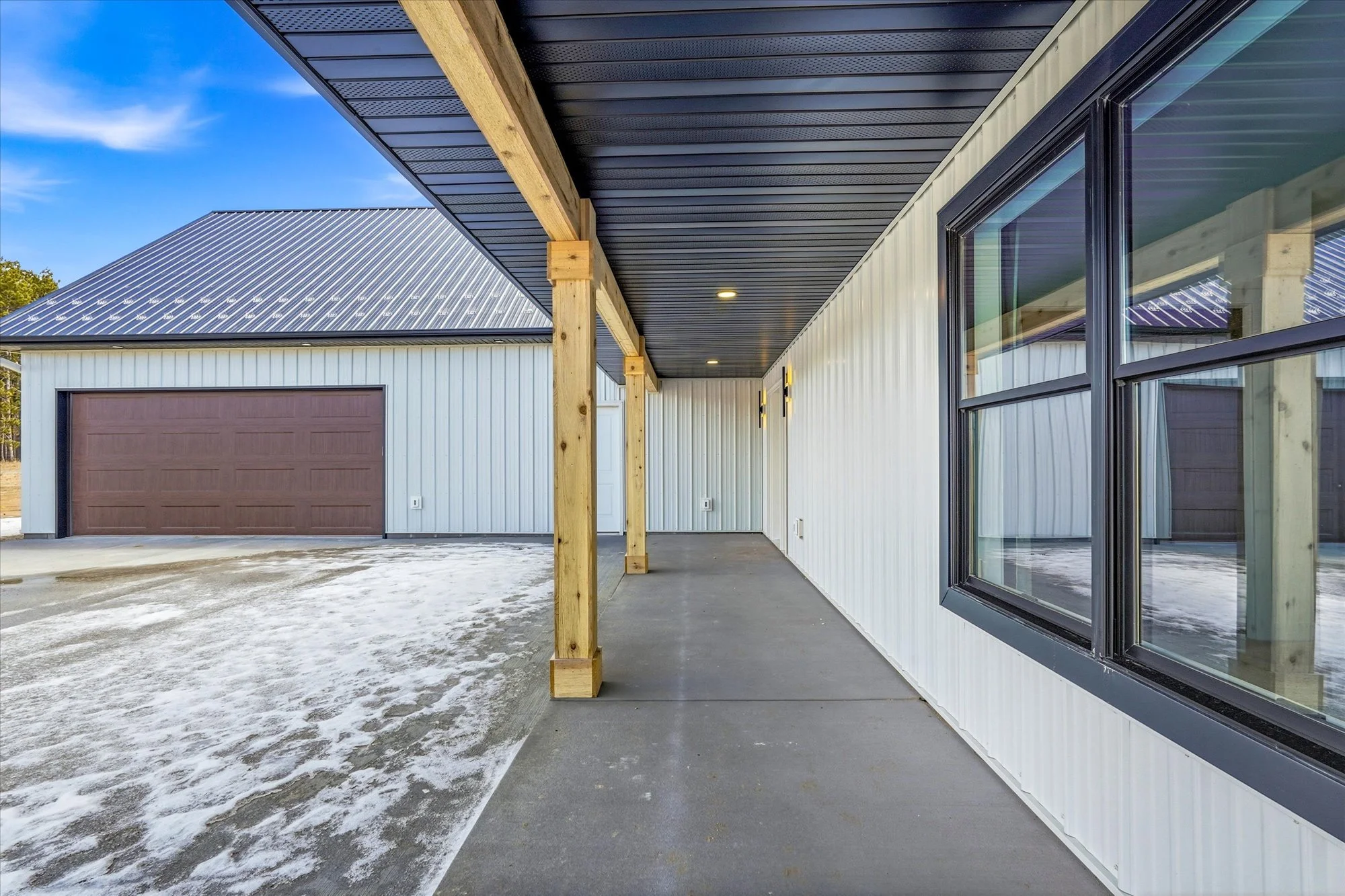 05-233rd Ave NE-56.jpg