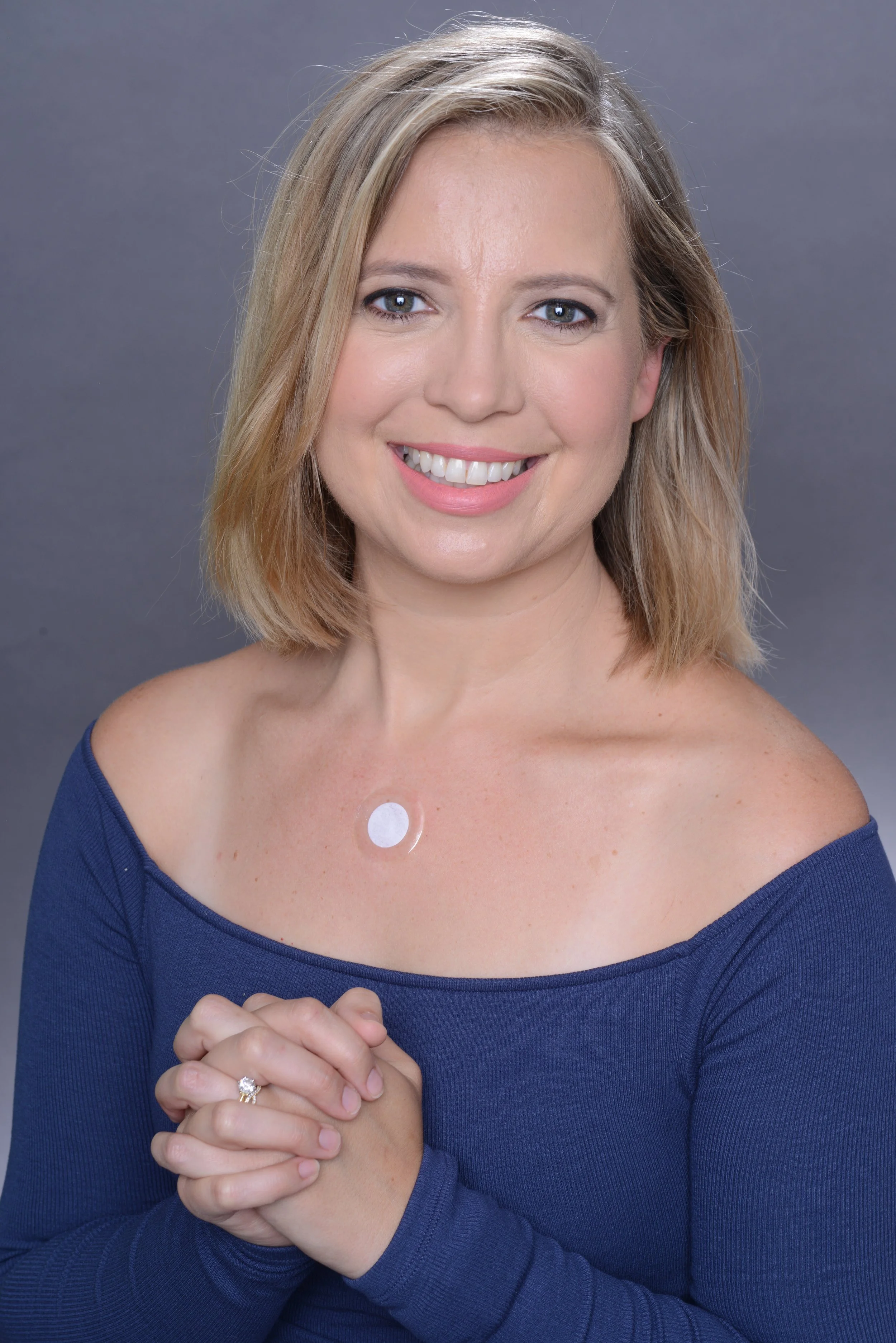 Amy Hageman wearing lifewave phototherapy patch