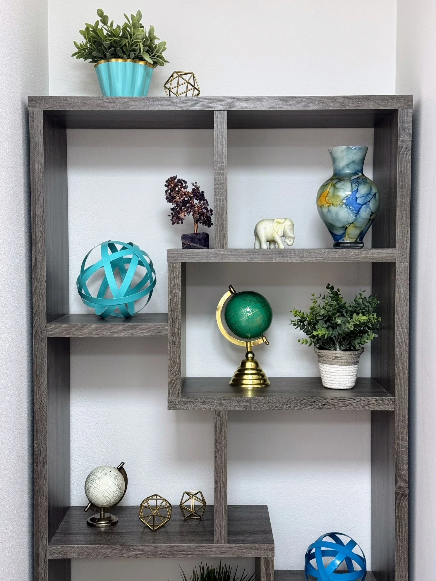 Inner Paths Counseling end of hall shelf in San Diego, CA