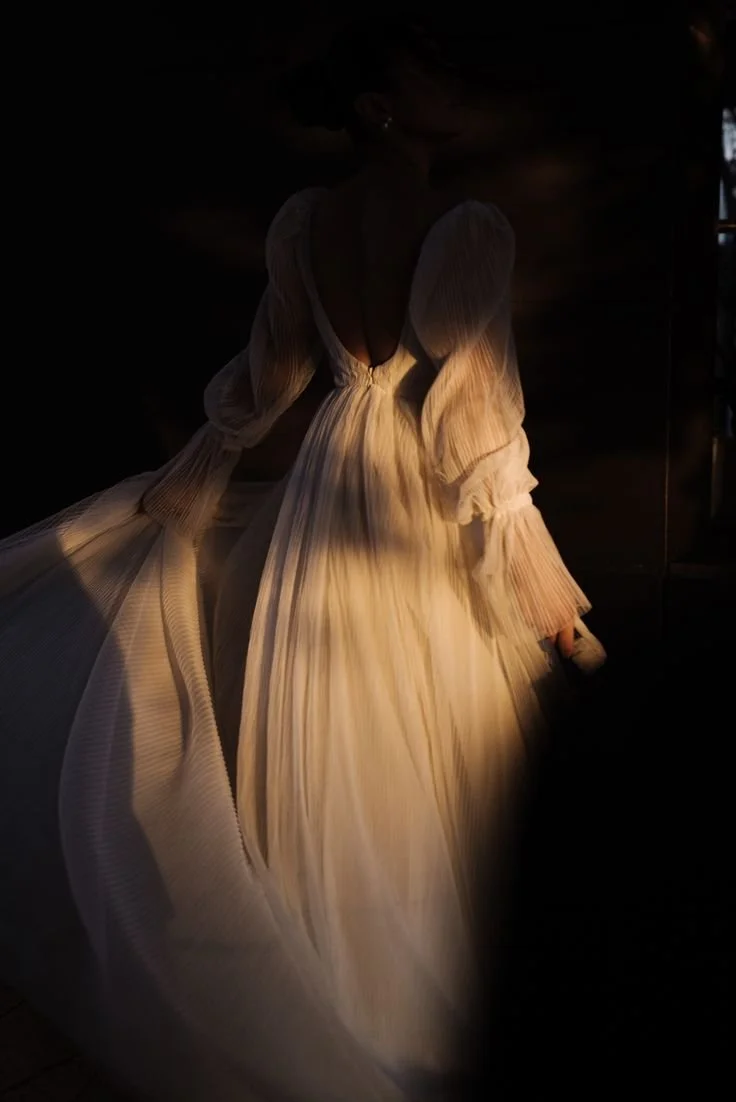 Whimsical, elegant wedding dress design