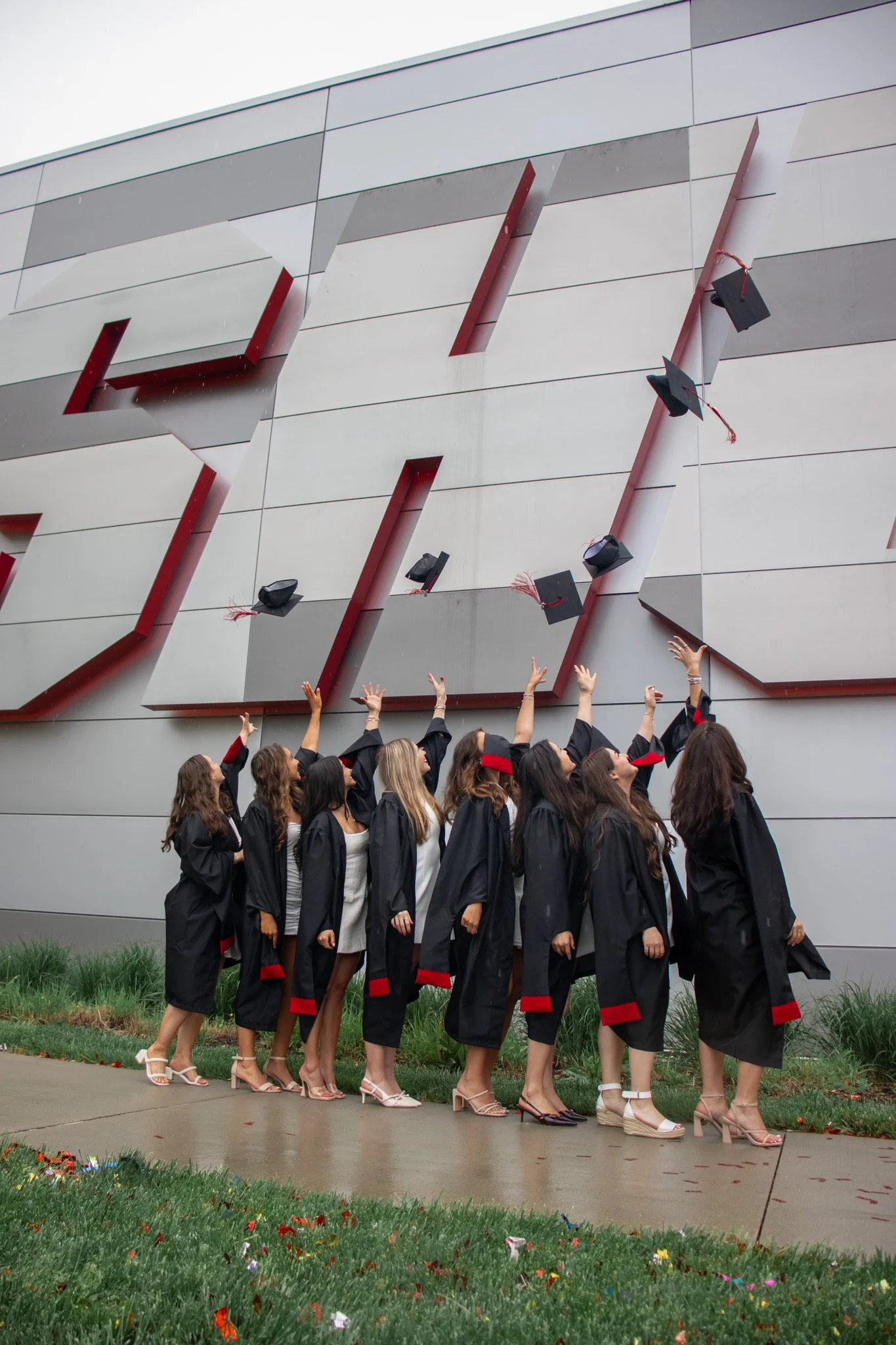 5-4-grad-150.jpg