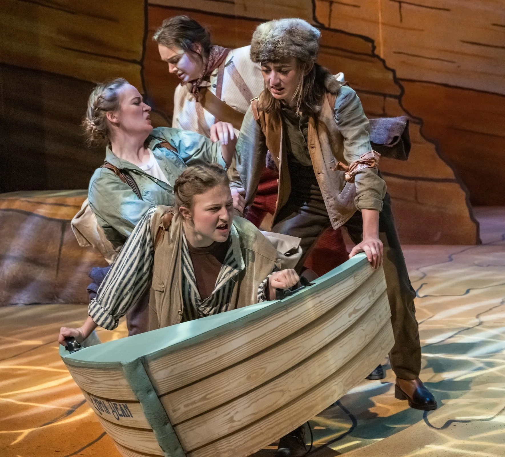 Men_on_Boats-491.jpg