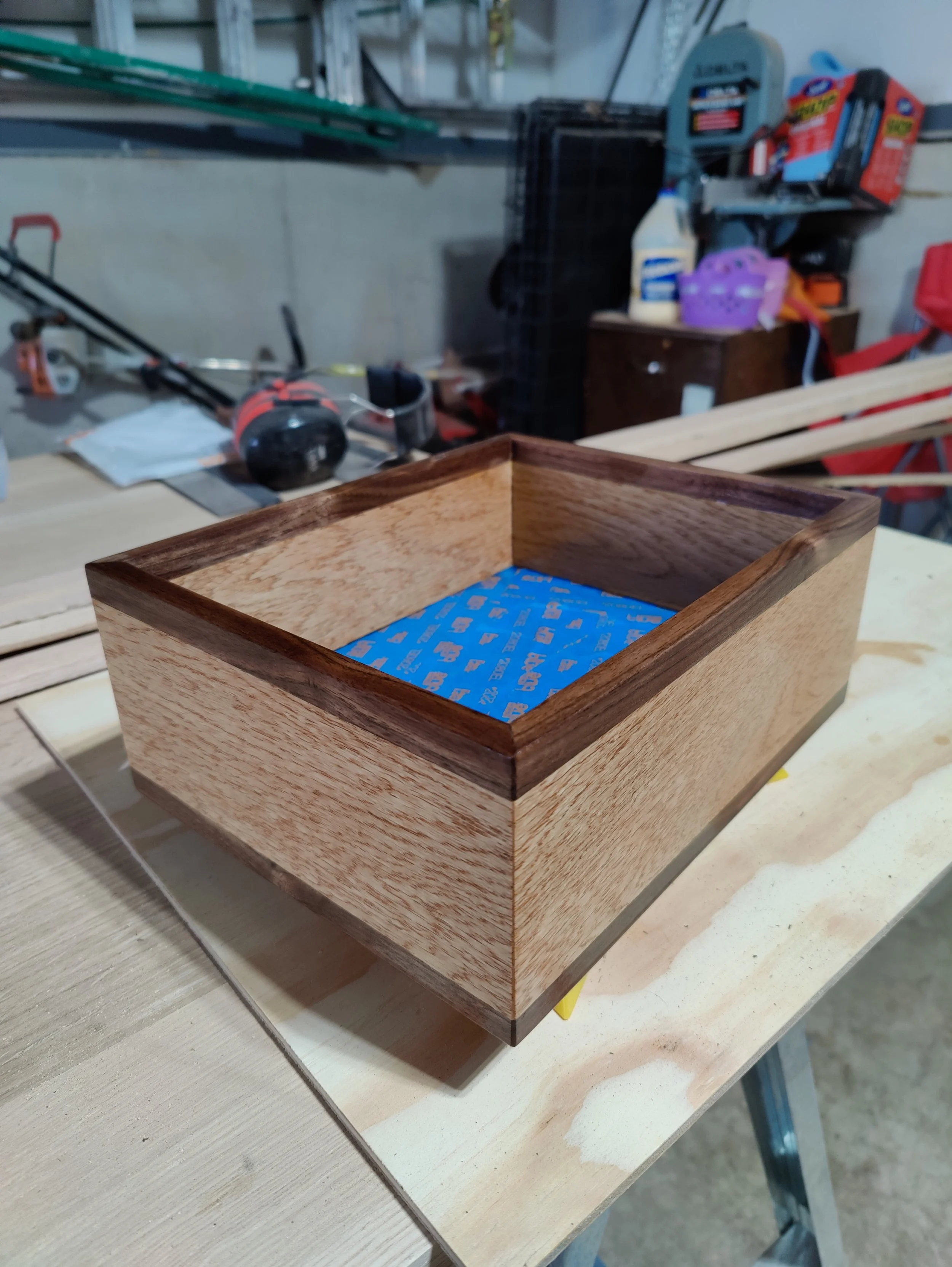 Oak/Walnut Dice Roll Box