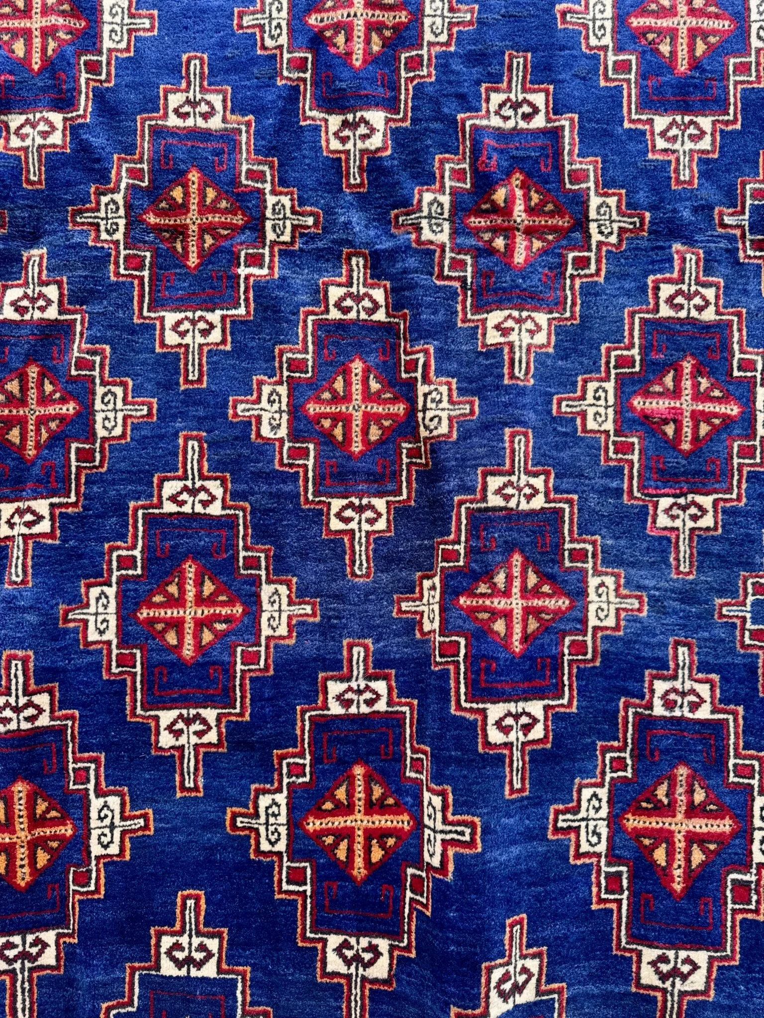 The Sapphire Crown SKU C359
