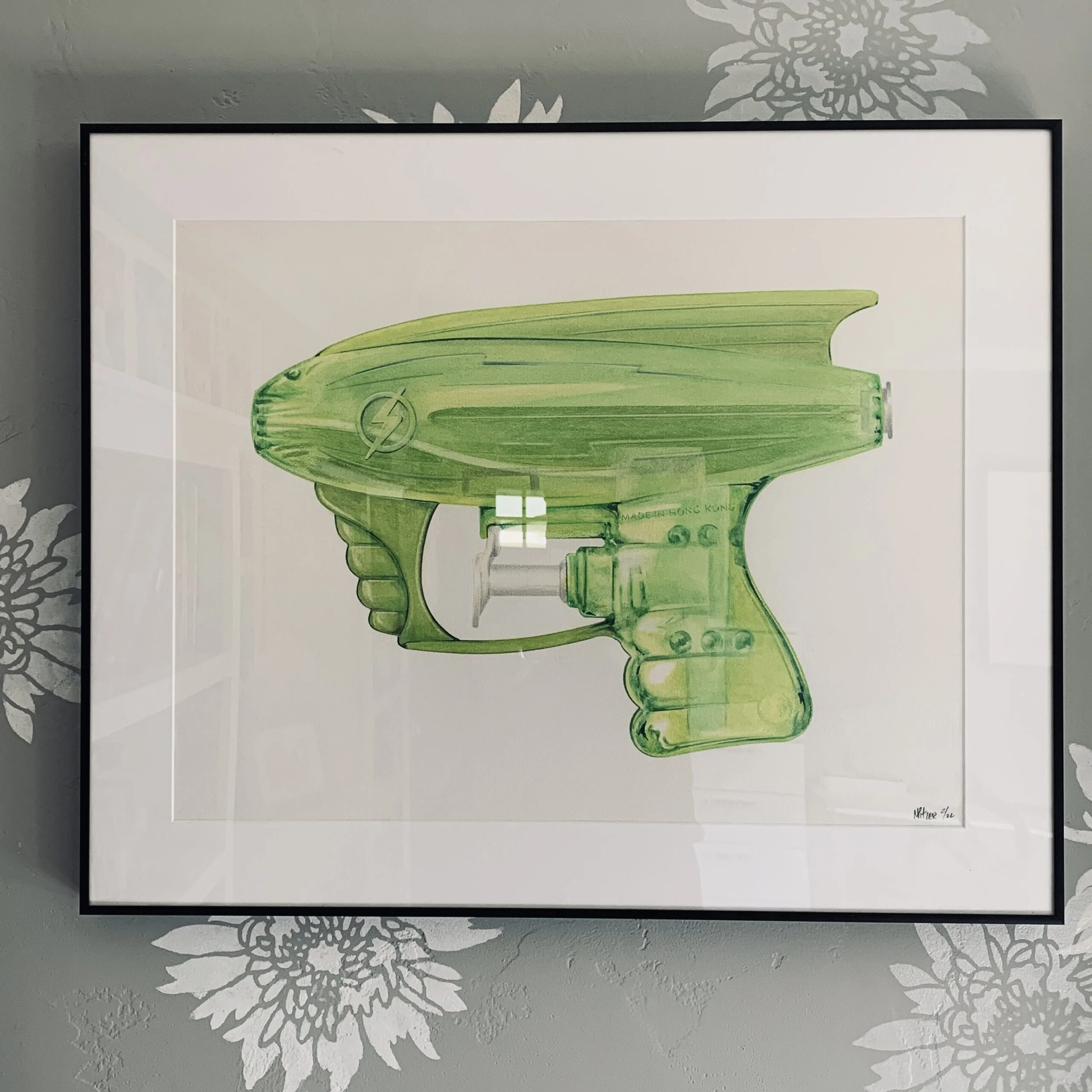 green squirt-gun-detail-01.jpg
