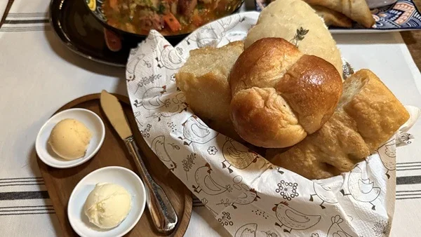 Holiday Bread Basket