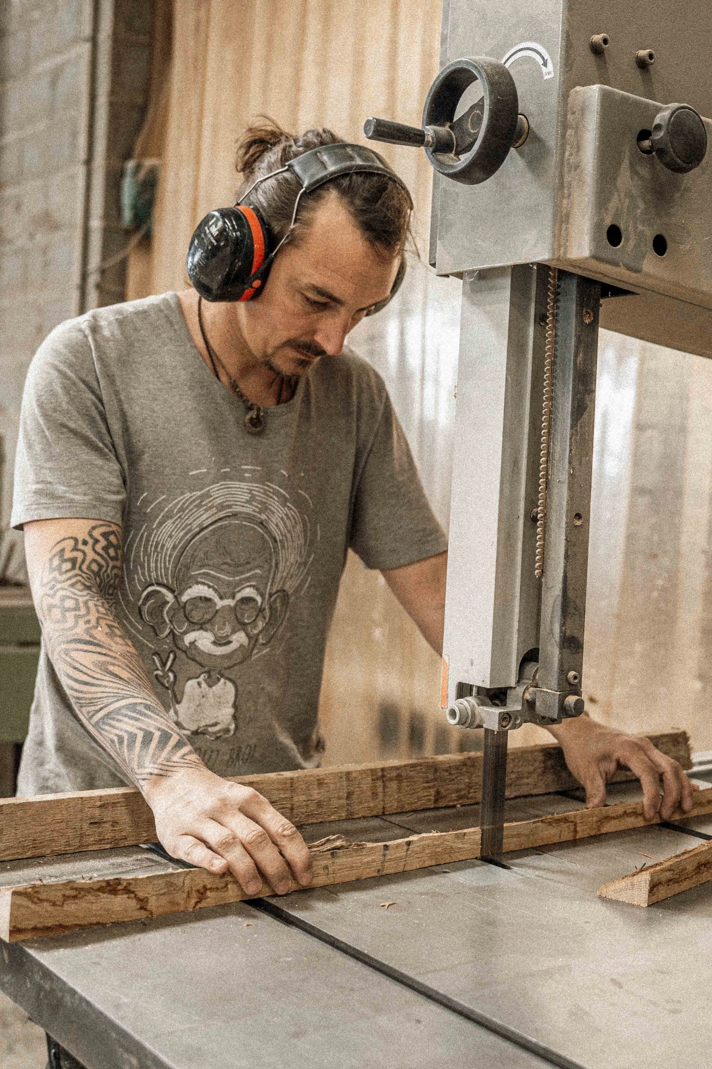 ebeniste-atelier-bois.jpg