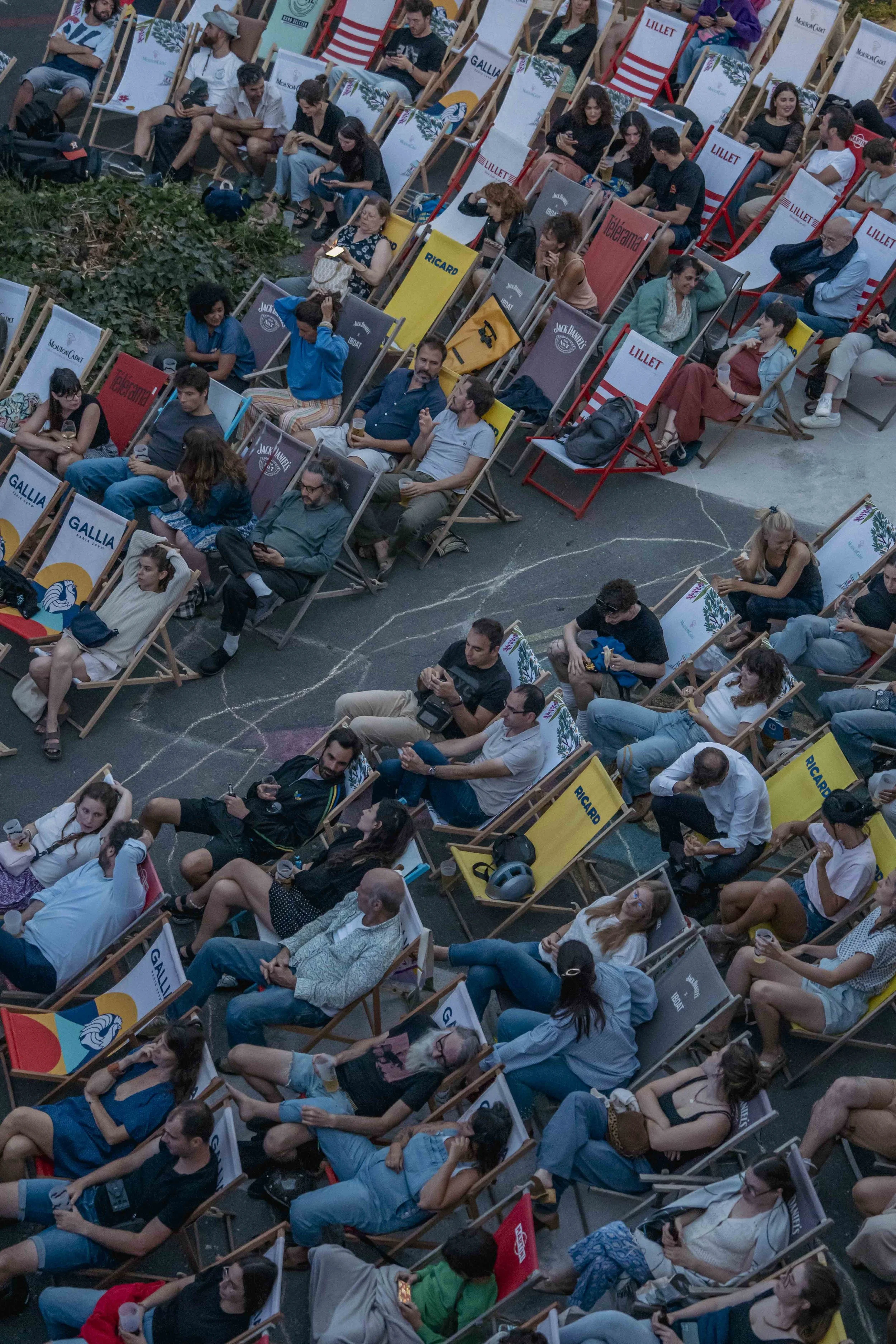 cinema-exterieur-public.jpg