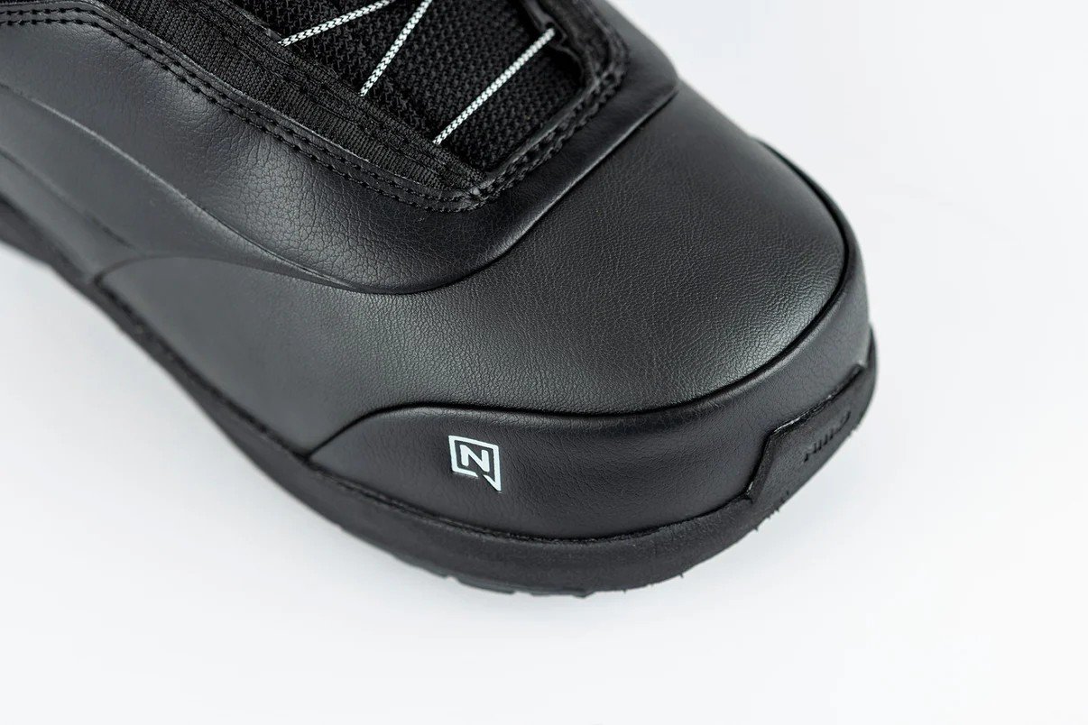 848680-001_Crown-BOA_Black_Detail-7_5e8712cd-44a4-42e8-a010-38f8678191d4.jpeg