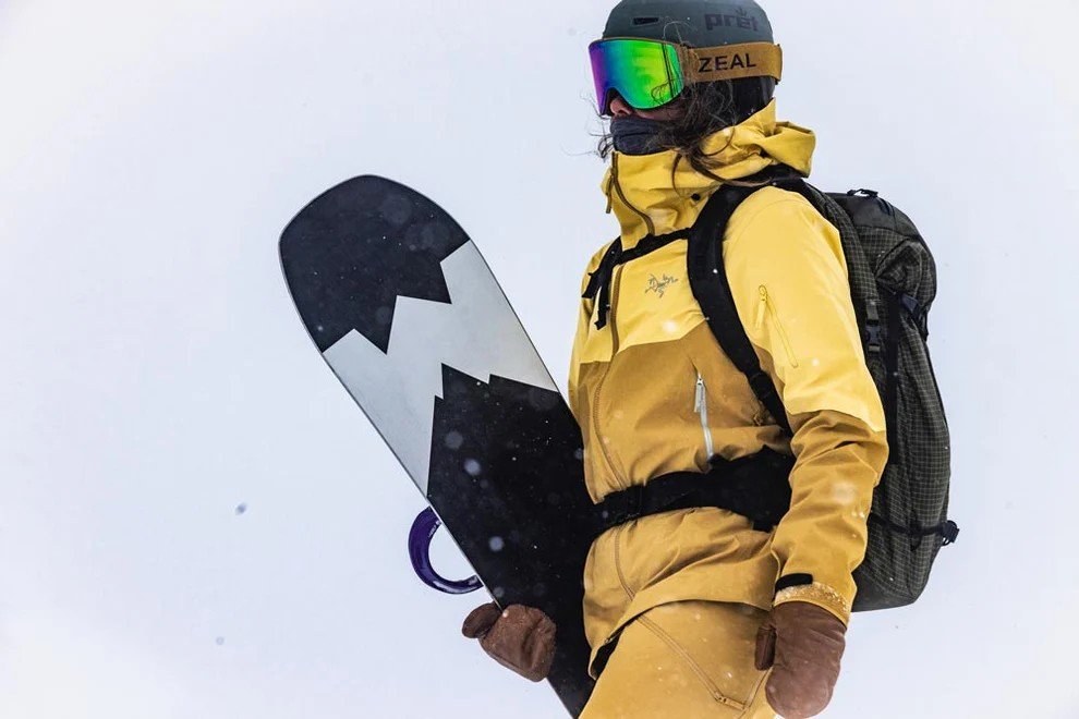 2425-Weston-Rise-Snowboard-p-Abby-Cooper-3.jpeg
