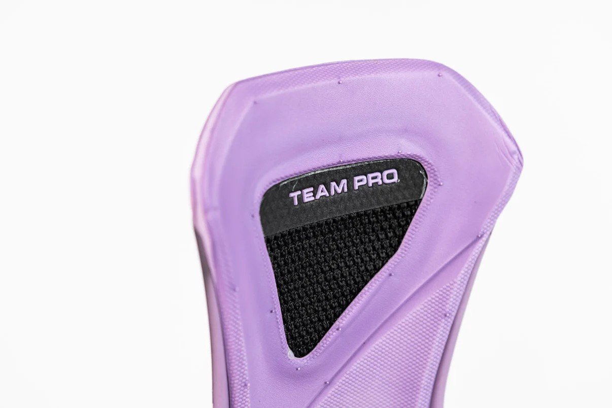 836512-003_Team-Pro_Lilac_Detail-9_5959b412-3bb0-4732-9b17-031400ae9cab.jpeg