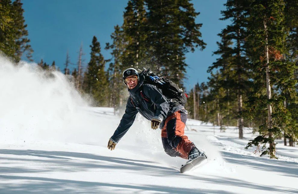 2425-Weston-Hatchet-Splitboard-r-Brandon-Slate-p-Carly-Finke-3.jpeg