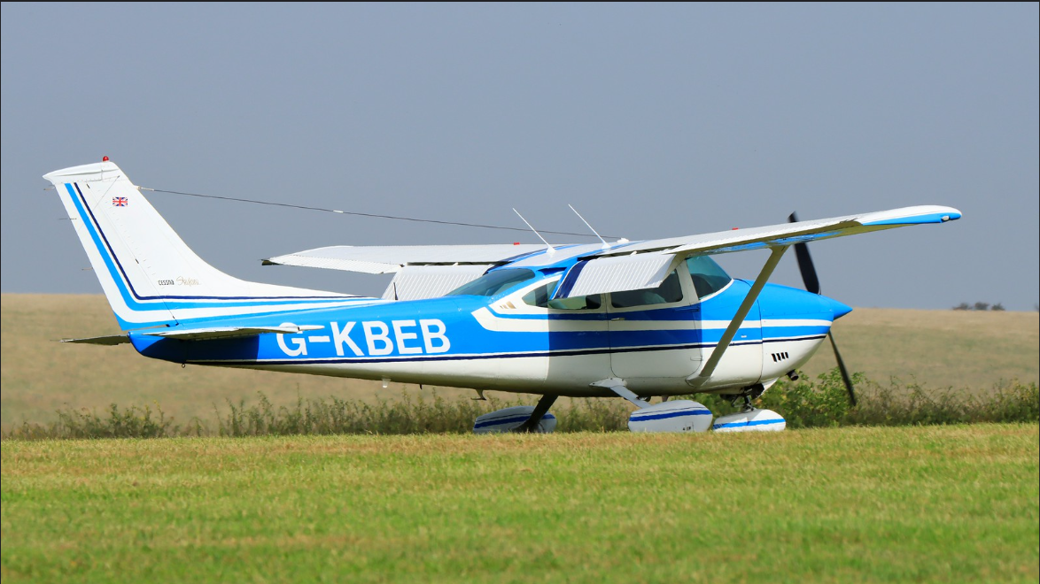 G-KBEB Exterior (6).png