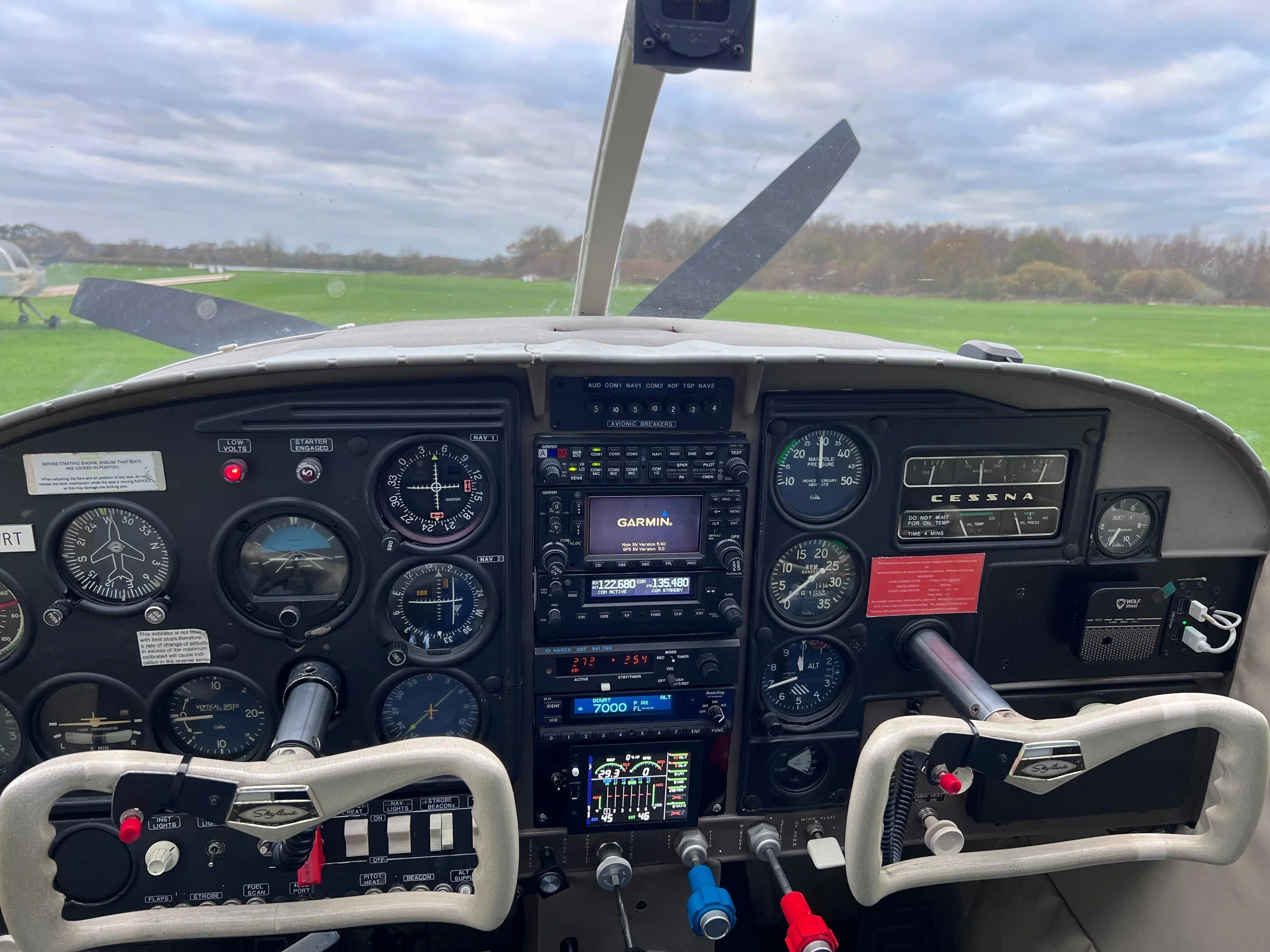G-OWRT Cockpit.jpg