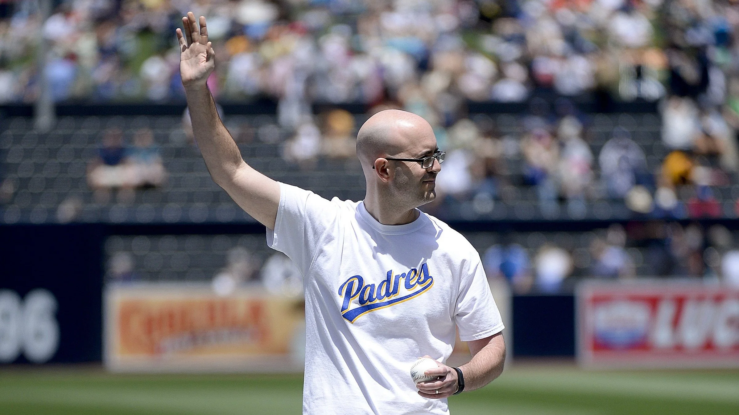 Padres+first+pitch.jpg