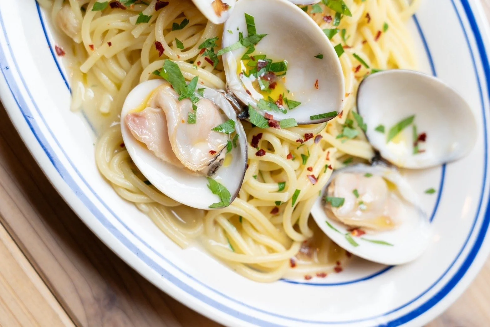 アサリ, バター, イタリアンパセリ, 生パスタ