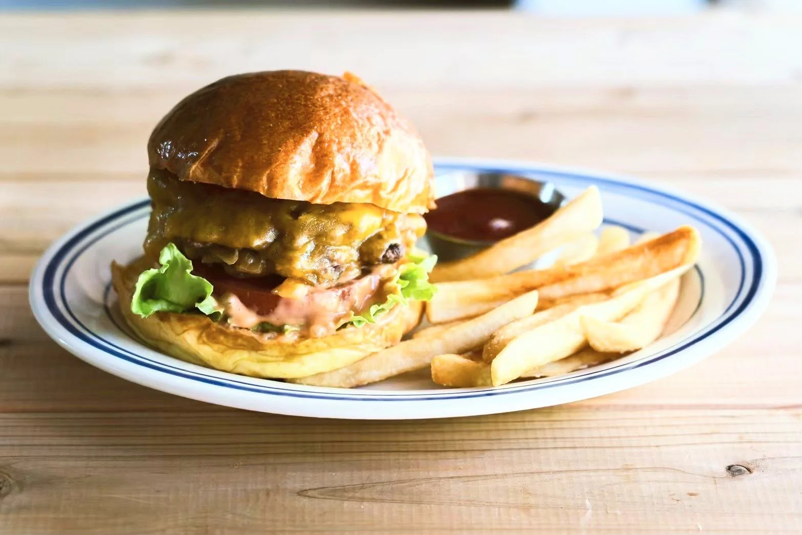 ハンバーガー・ポテト 