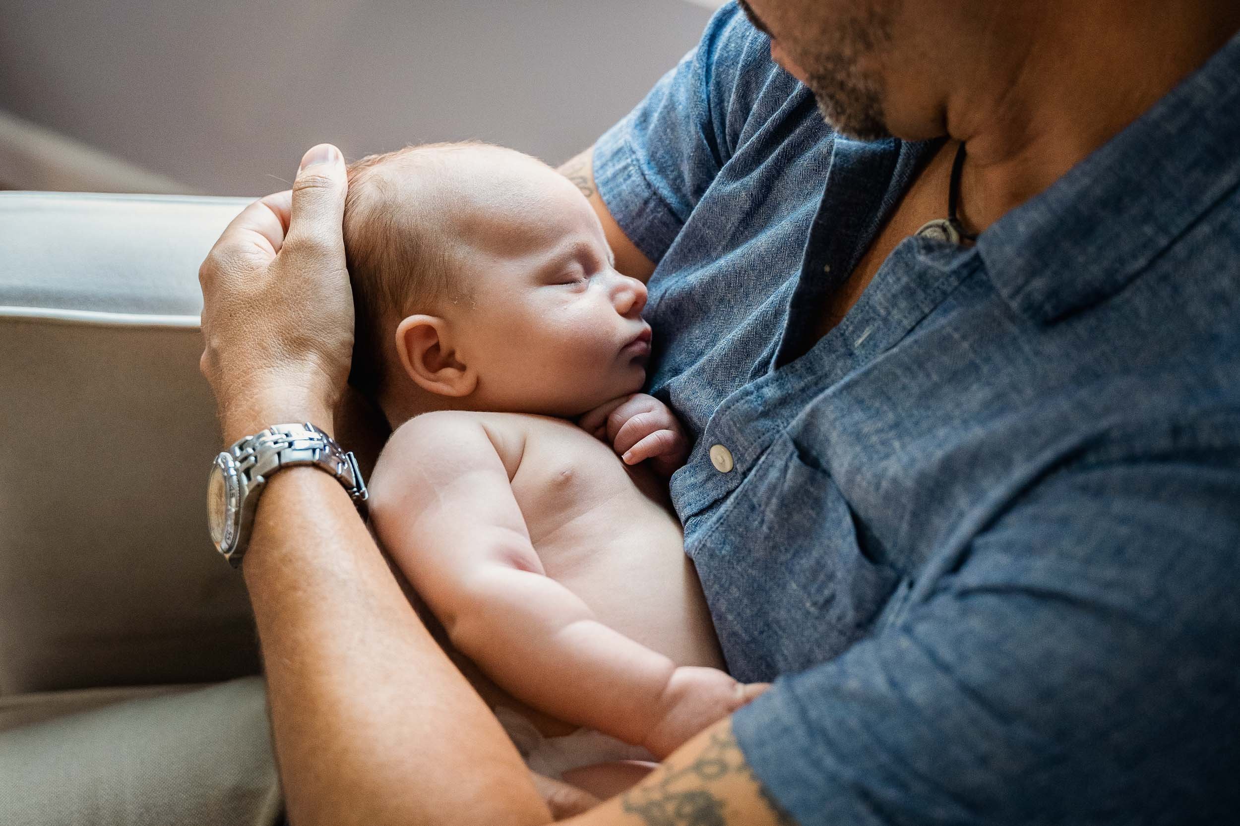 What to Expect During an In-Home Newborn Photo Session