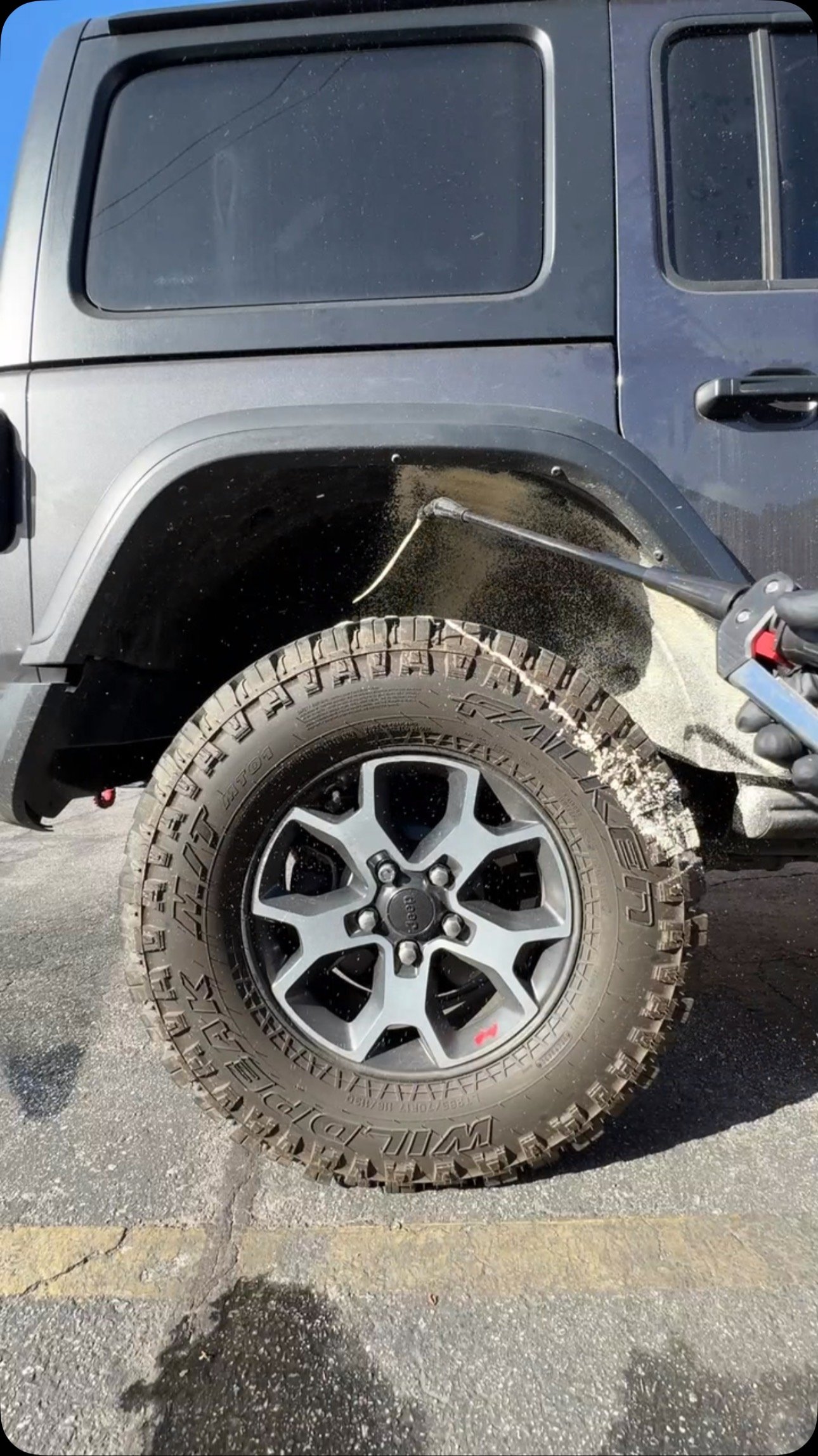 Jeep JLU#
#detailing #detailers #prodetailers #losangelesdetailing #losangelesdetailer #detailer #mobiledetailing #detaillife #detailingworld #mobiledetailer