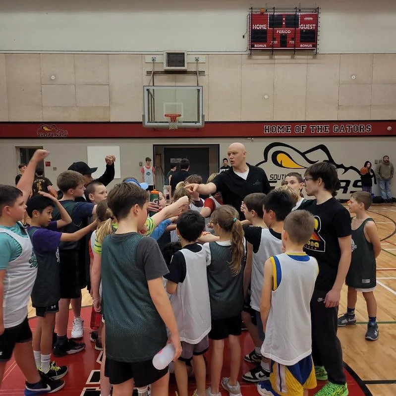 Campbell River Dimin&rsquo;

We&rsquo;ve had a great season of skill development in Campbell River working on all aspects of the game.

Locked in and ready for Winter City League;
Whose in?
#islandbasketball #campbellriverbasketball #basketball #dime
