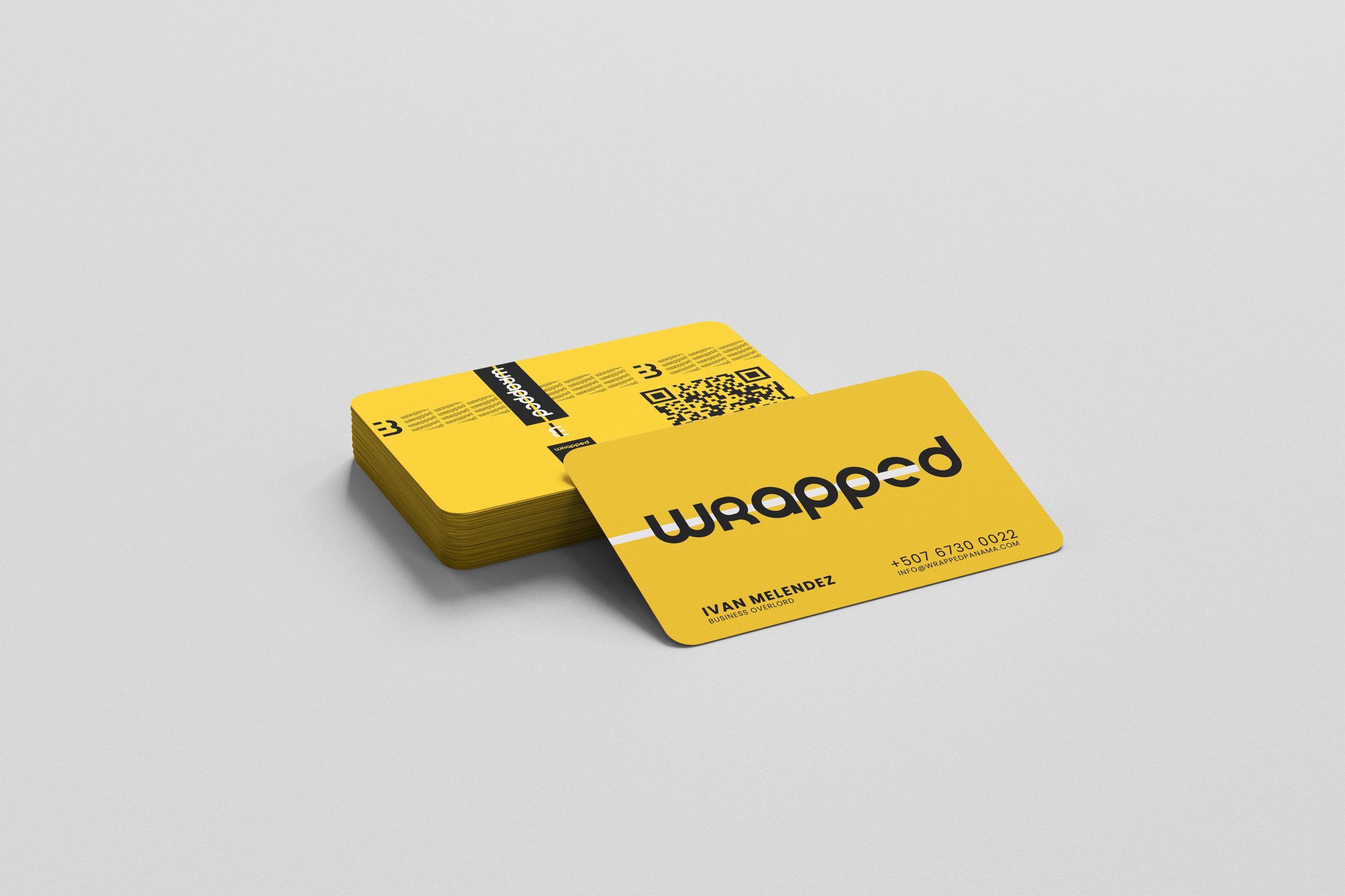 SD_37131094_rounded_business_card__Mockup_014_P2_v2.png
