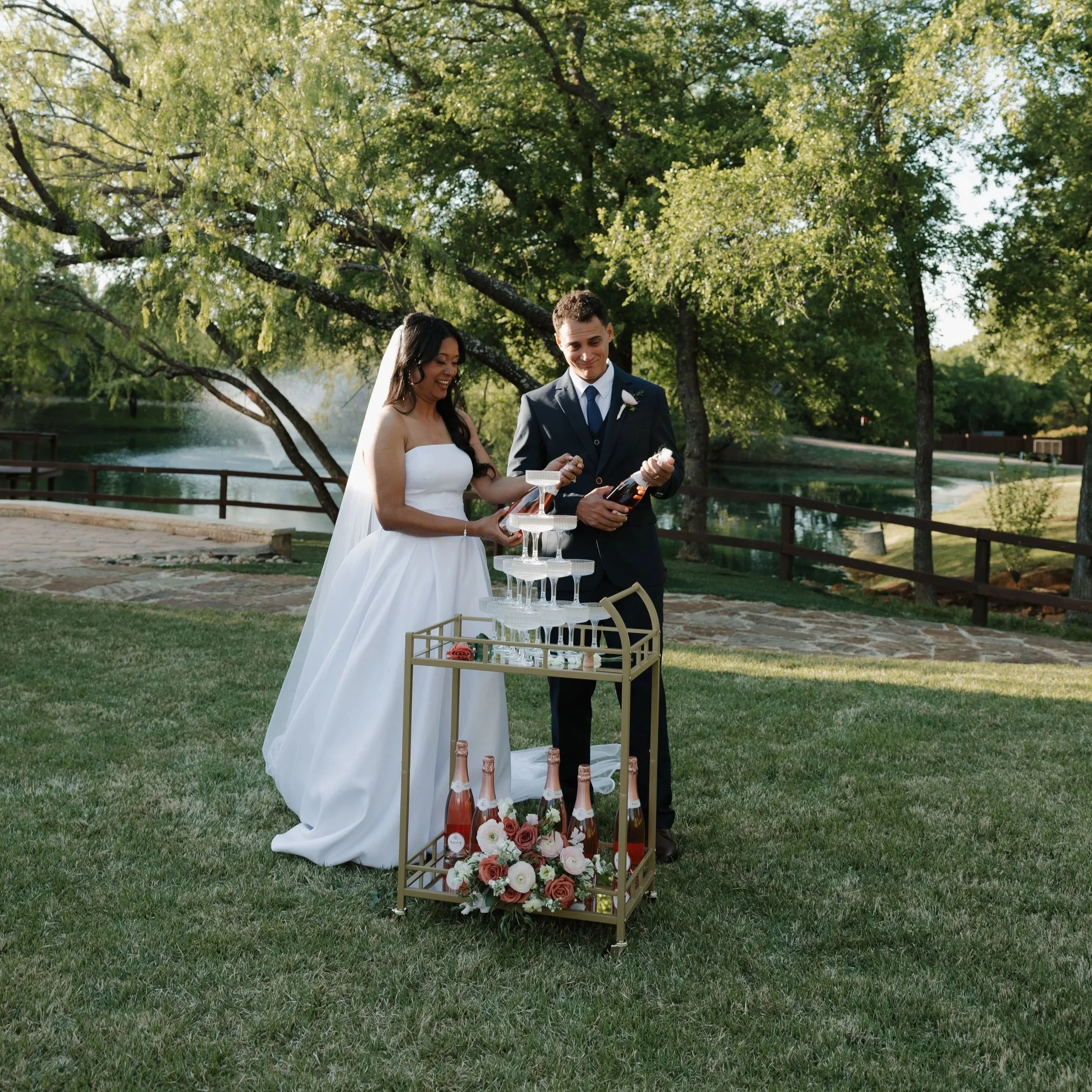 cake and champagne tier florals
photo taken by Anya Joy Photography