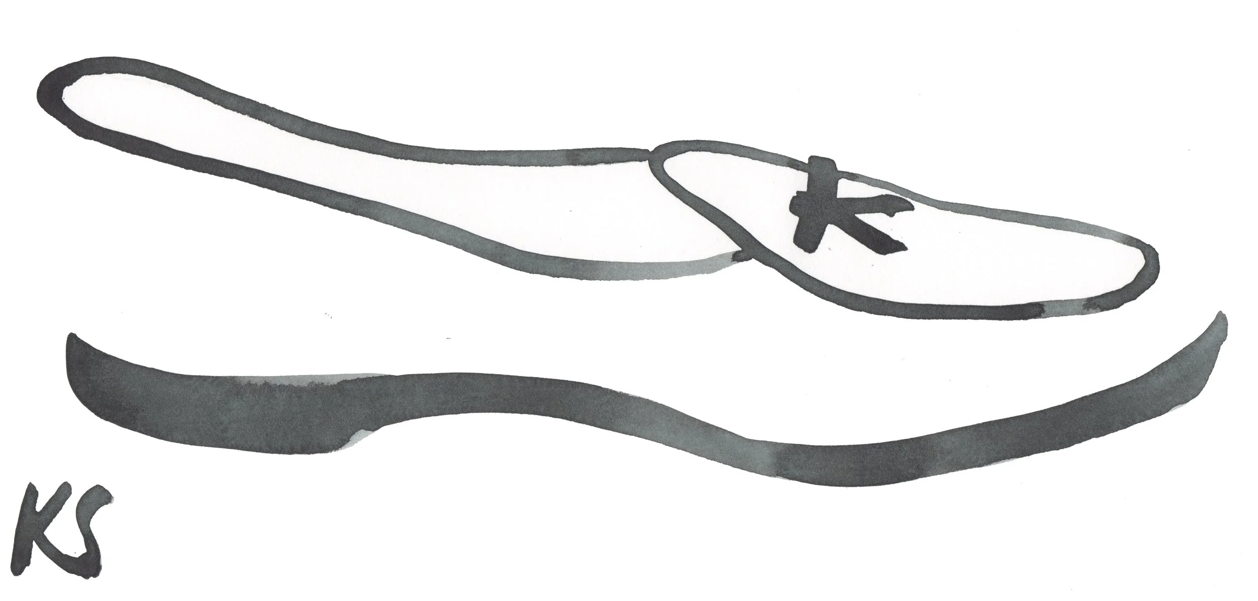 BELGIAN SHOE WHITE BLACK PIPING | 10.5" X 6"