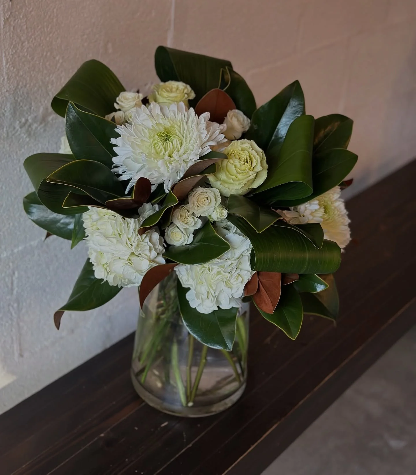 Loving the magnolias this season! This week&rsquo;s delivery for one of our subscription holders. We do monthly, Bi-weekly, and weekly deliveries of fresh blooms straight to your door! Join the Curators Club today&hellip;.link in bio!