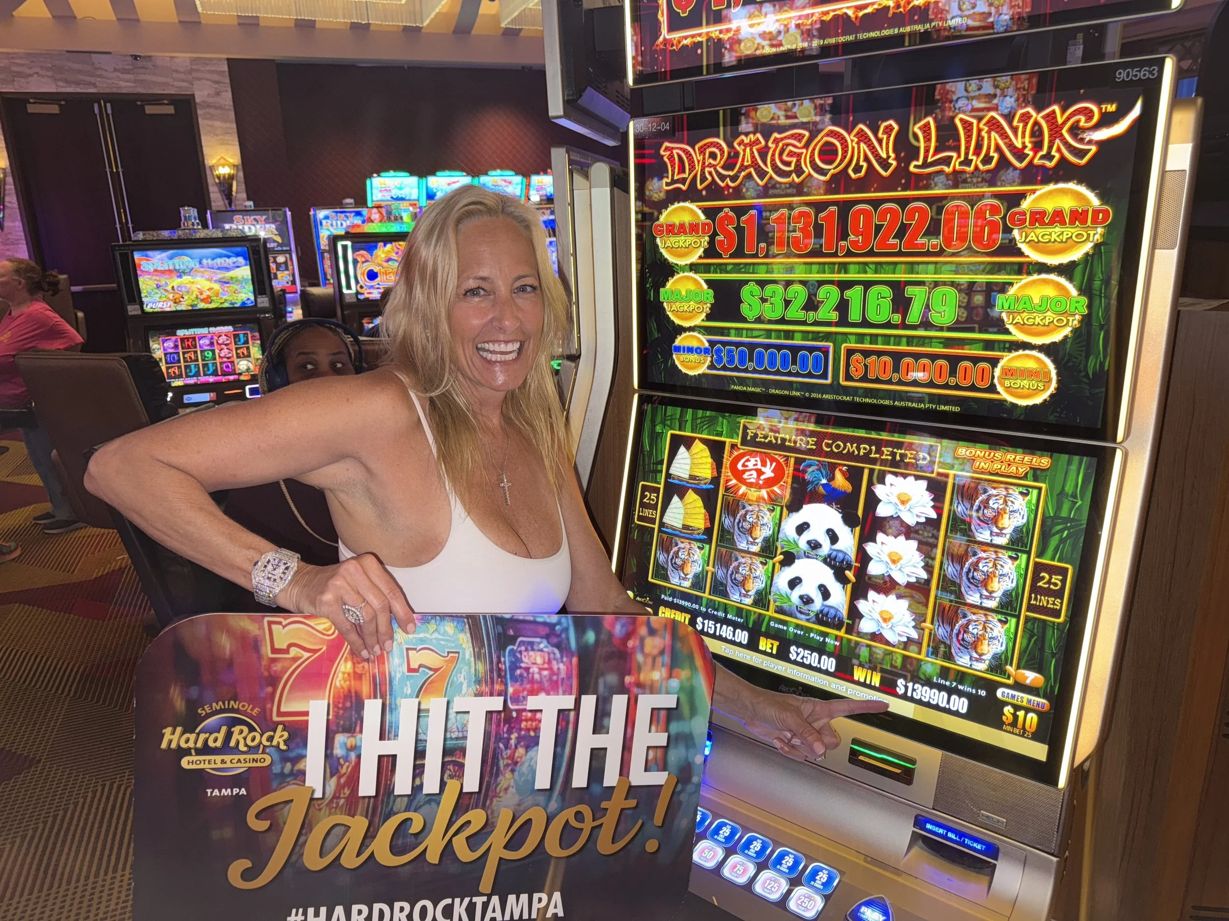 Las Vegas Casinos Now Embrace the Age of Social Sharing