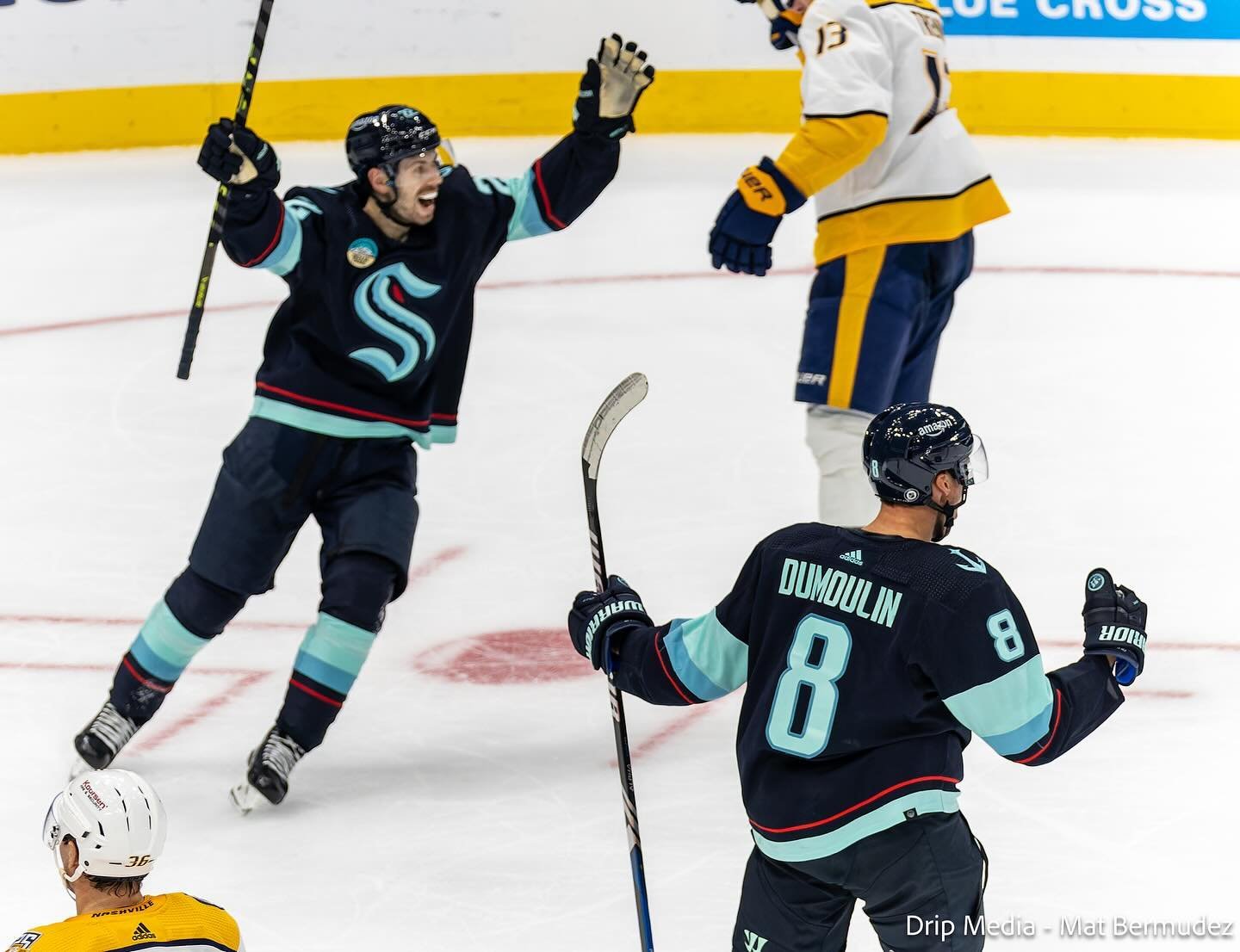 Some feel good shots from the @seattlekraken 4-2 win over the Nashville Predators on Thursday. 

Let&rsquo;s bring the good vibes into the deep tonight. 

#seakraken #defendthedeep #nhl #seattlekraken #krakenhockey