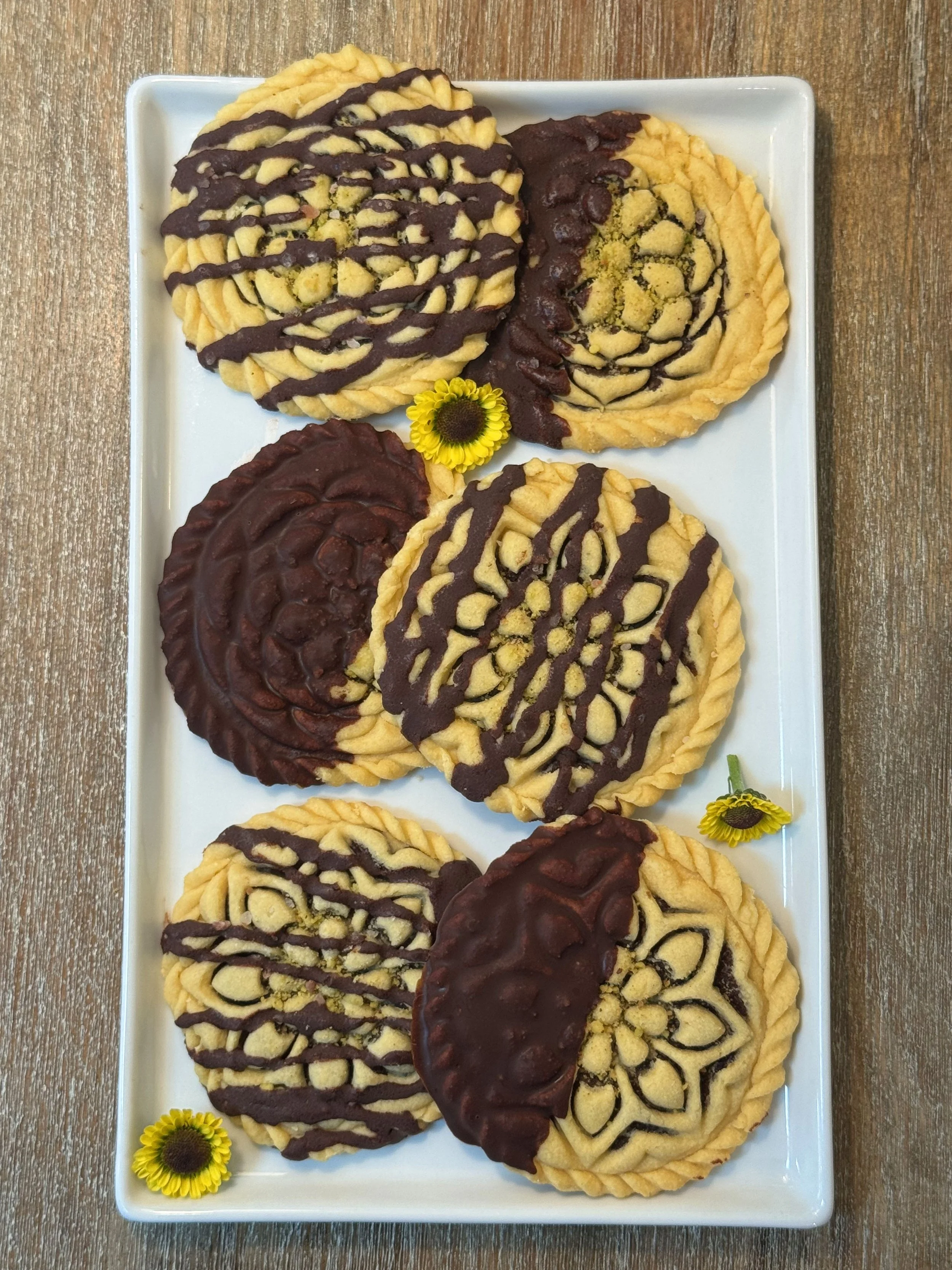 Chocalate Dipped Kolompeh (Limited Edition)