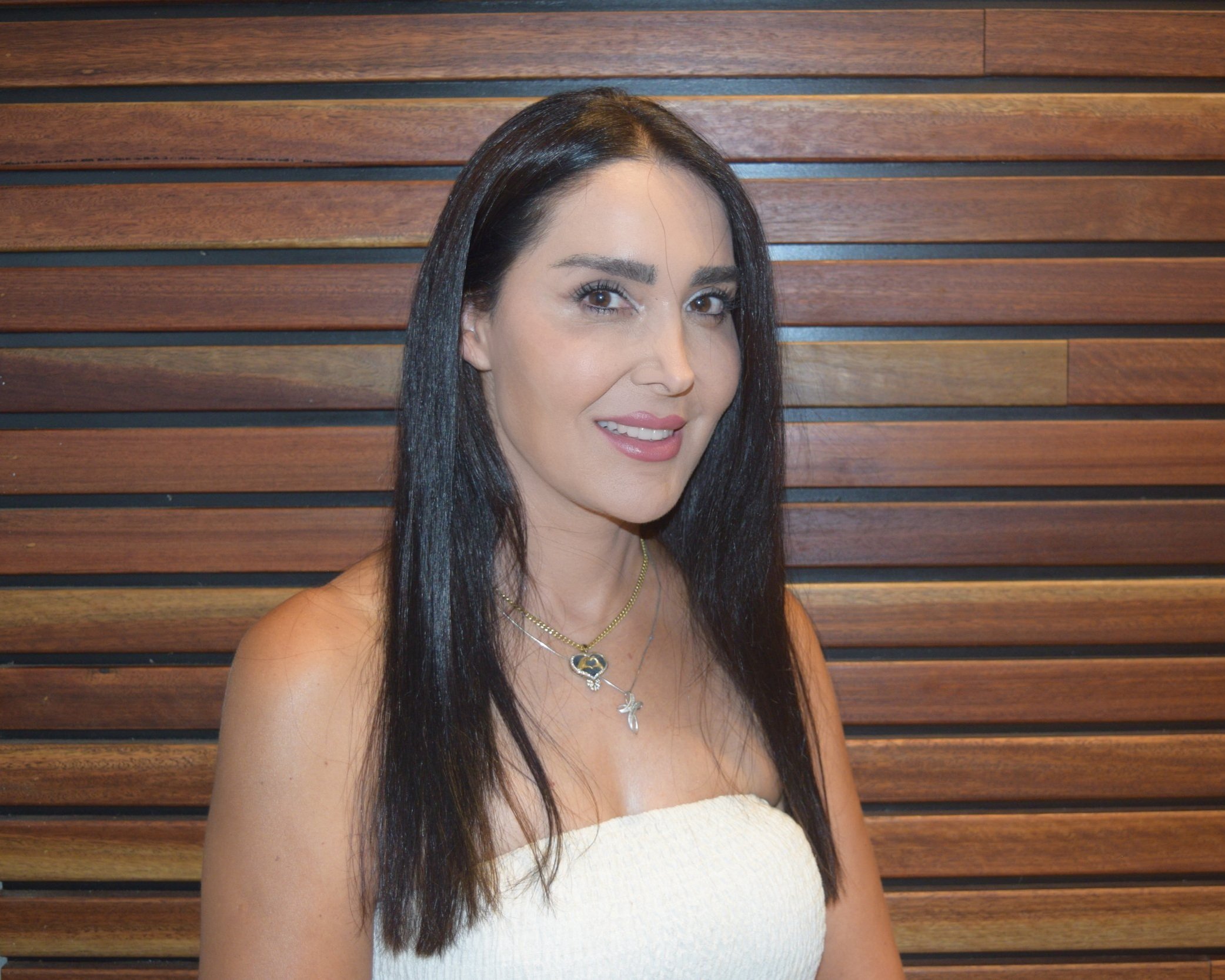Facetune_04-04-2025-14-47-19.jpg