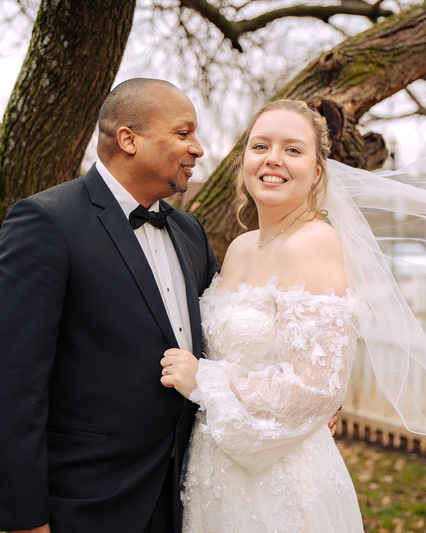Those precious moments after walking back down the aisle, where you duck away from the crowd and take a chance to exhale with your new spouse... and you realize - YOU JUST GOT MARRIED! These are the moments that I LOVE getting to preserve as a Tulsa 