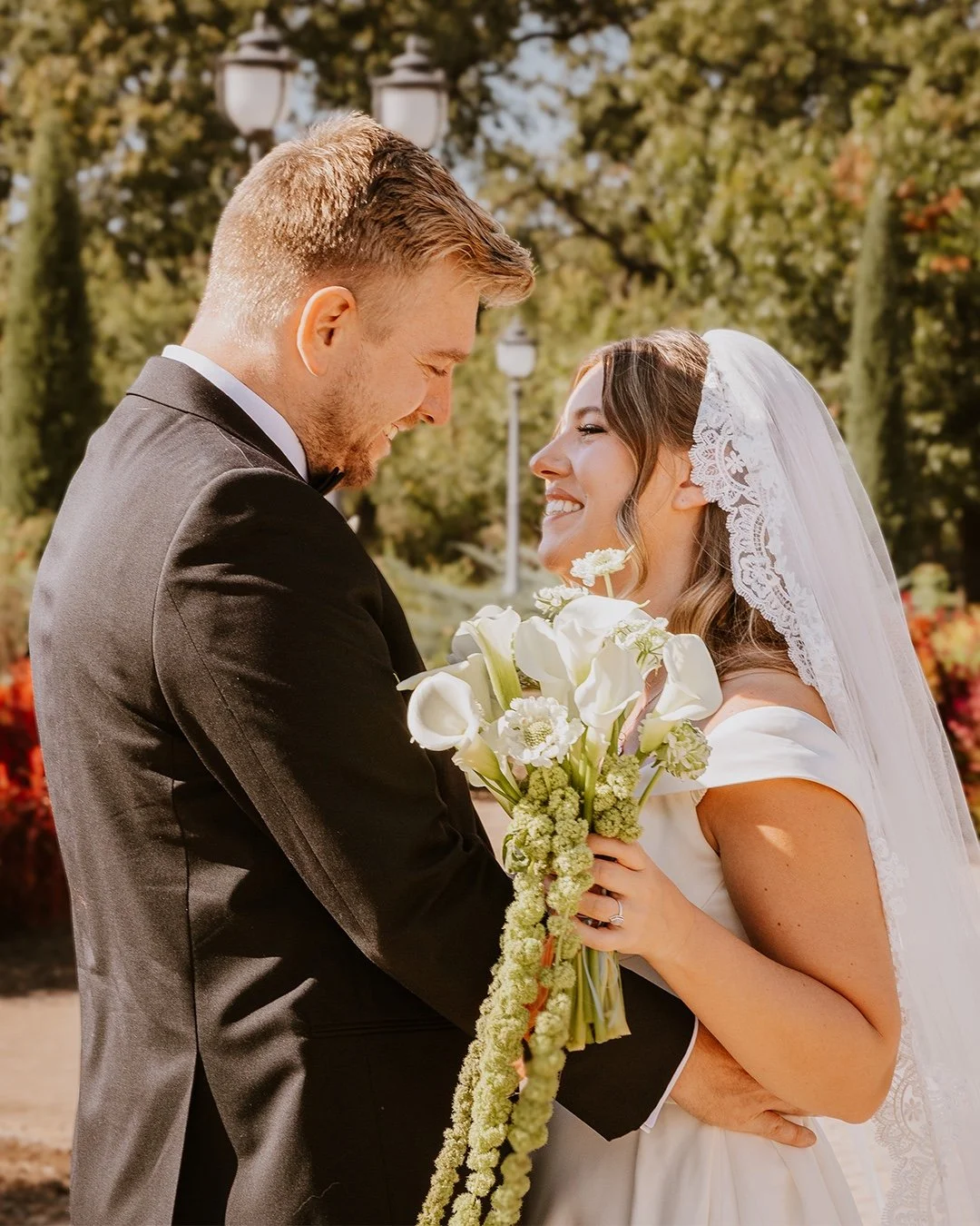 Your Tulsa wedding deserves more than a phone background. Don't get left with the burden of printing your photos on your own! 

Your wedding is sacred, and you not only want to remember these special moments, but live in them again. 

As a Tulsa and 
