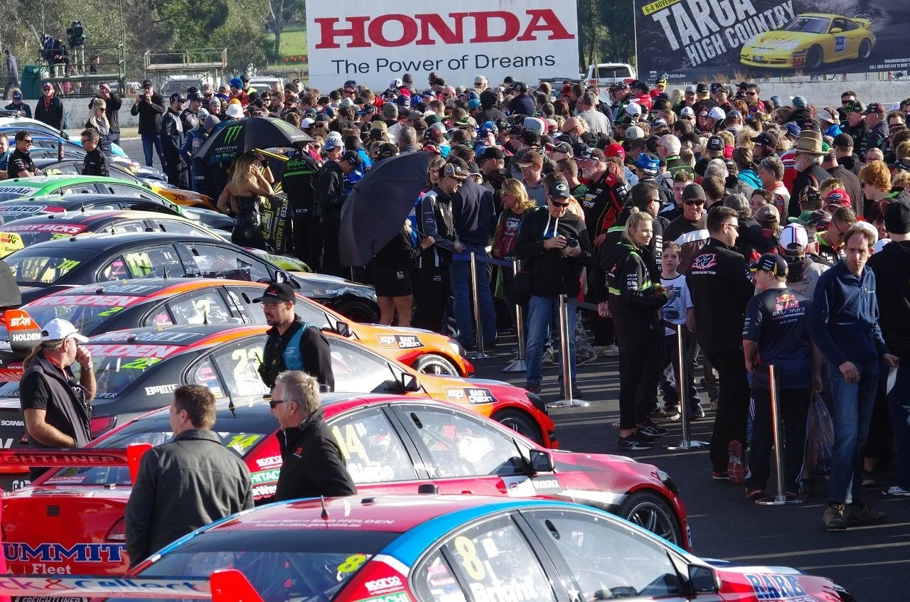 Winton Celebrates Successful Woodstock Supercars SuperSprint