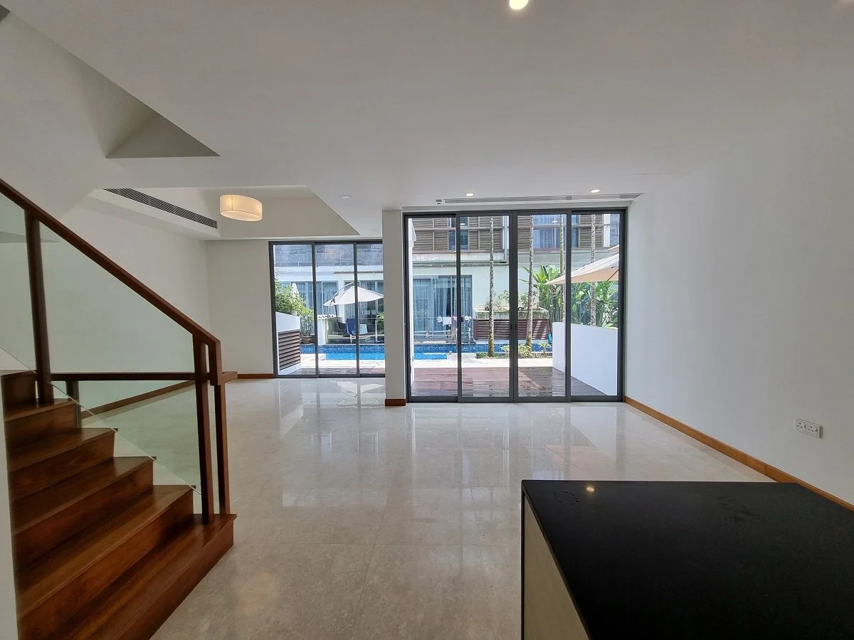 Level 1-Living and Dining Area.jpg