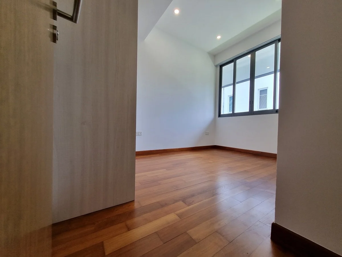 Level 2-Bedroom 1(Pic3).jpg