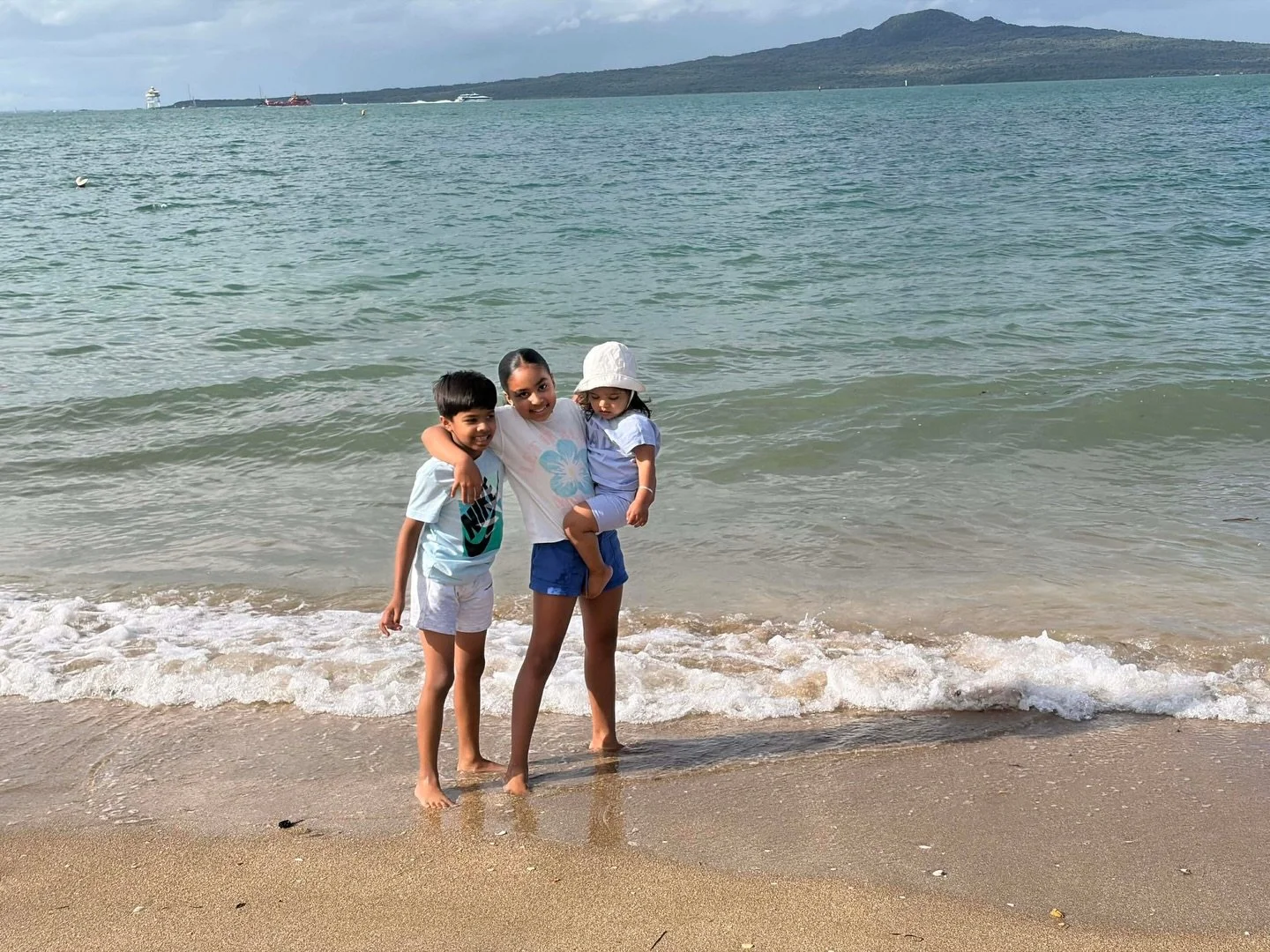 The clinic is back in action next Thursday the 15th of Jan&hearts;️ Looking forward to seeing you all after the holidays!