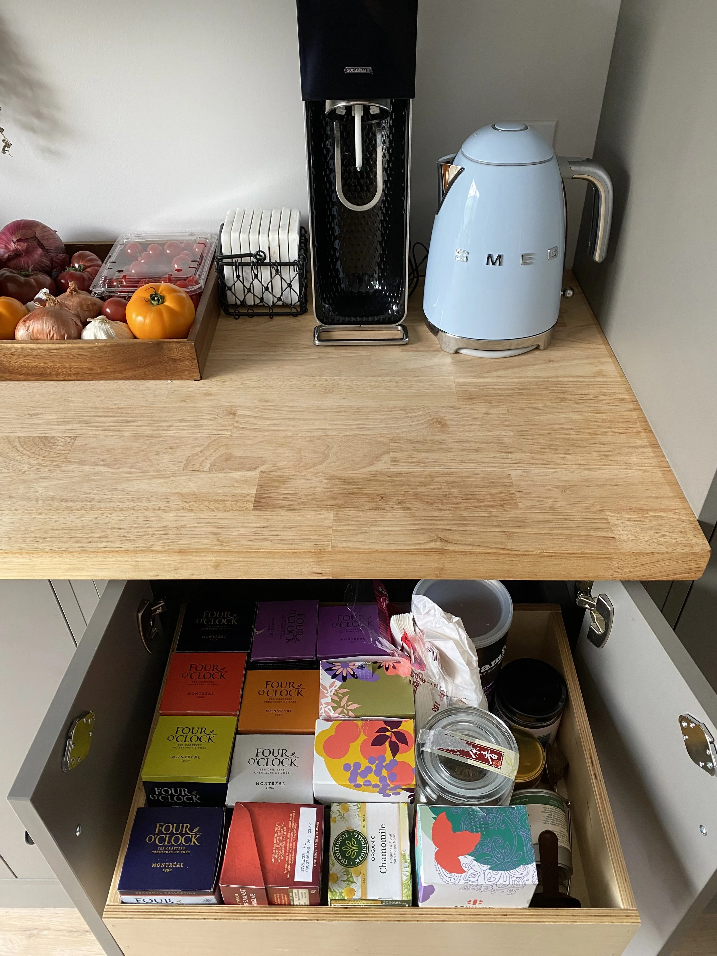 Tea station & Soda Steam