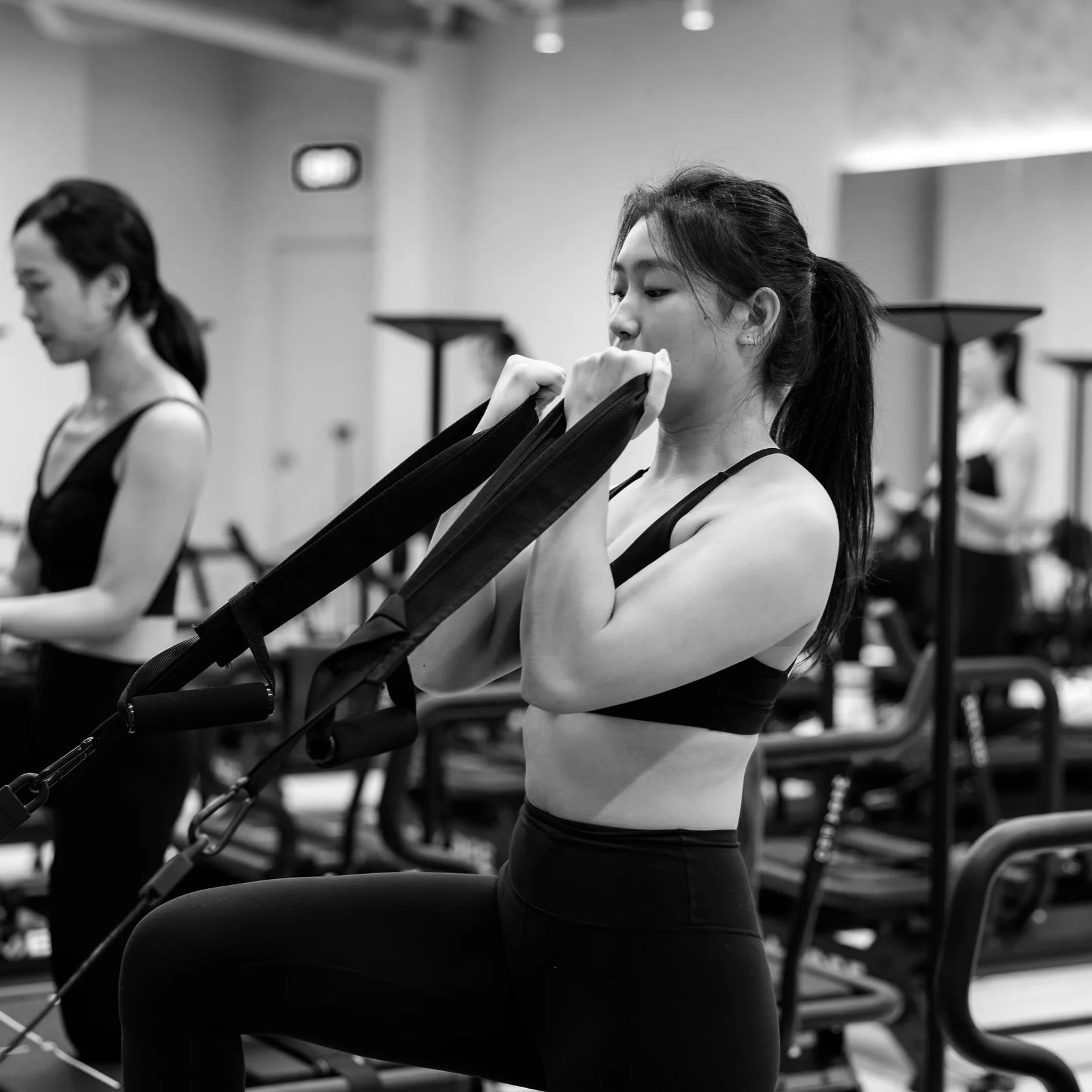 BICEP EXERCISE at H-Kore Singapore (Lagree)