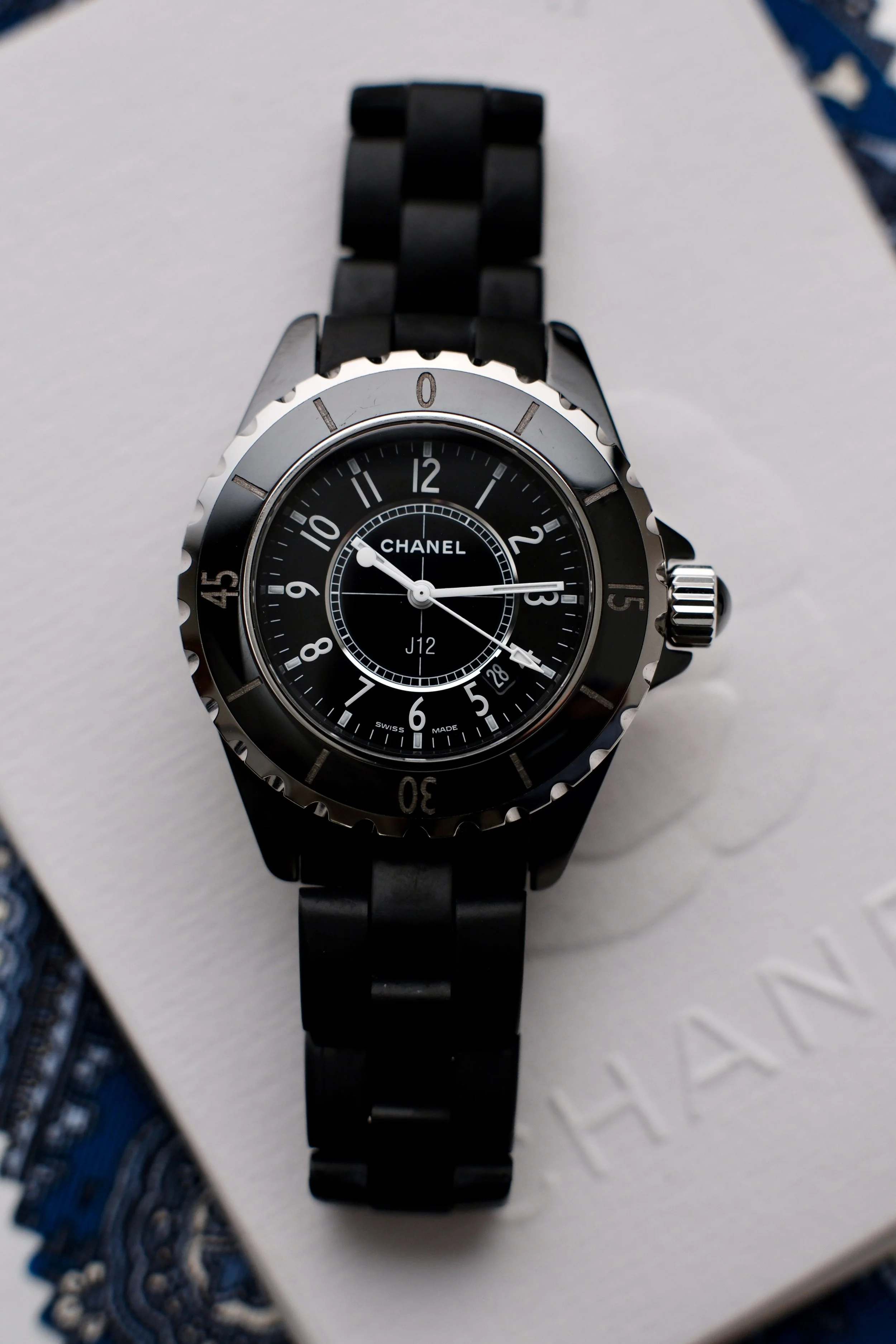 Chanel J12 céramique
