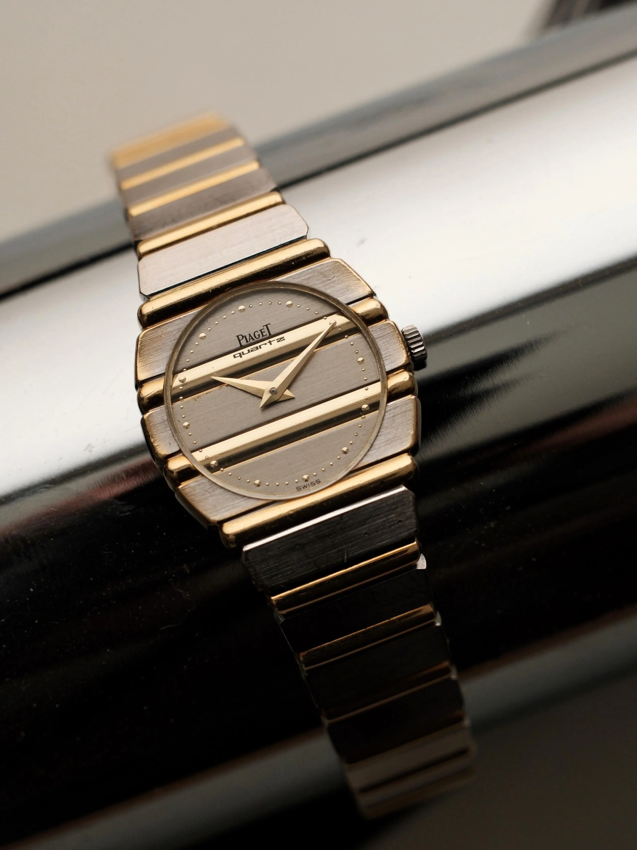 &Agrave; vendre &ndash; Un joli cocktail d&rsquo;or blanc et d&rsquo;or jaune pour cette Piaget Polo lady. &Agrave; la fois chic et moderne, encore un cocktail dont chacun reprendrai bien, c&rsquo;est une belle alternative aux panth&egrave;res ou aut