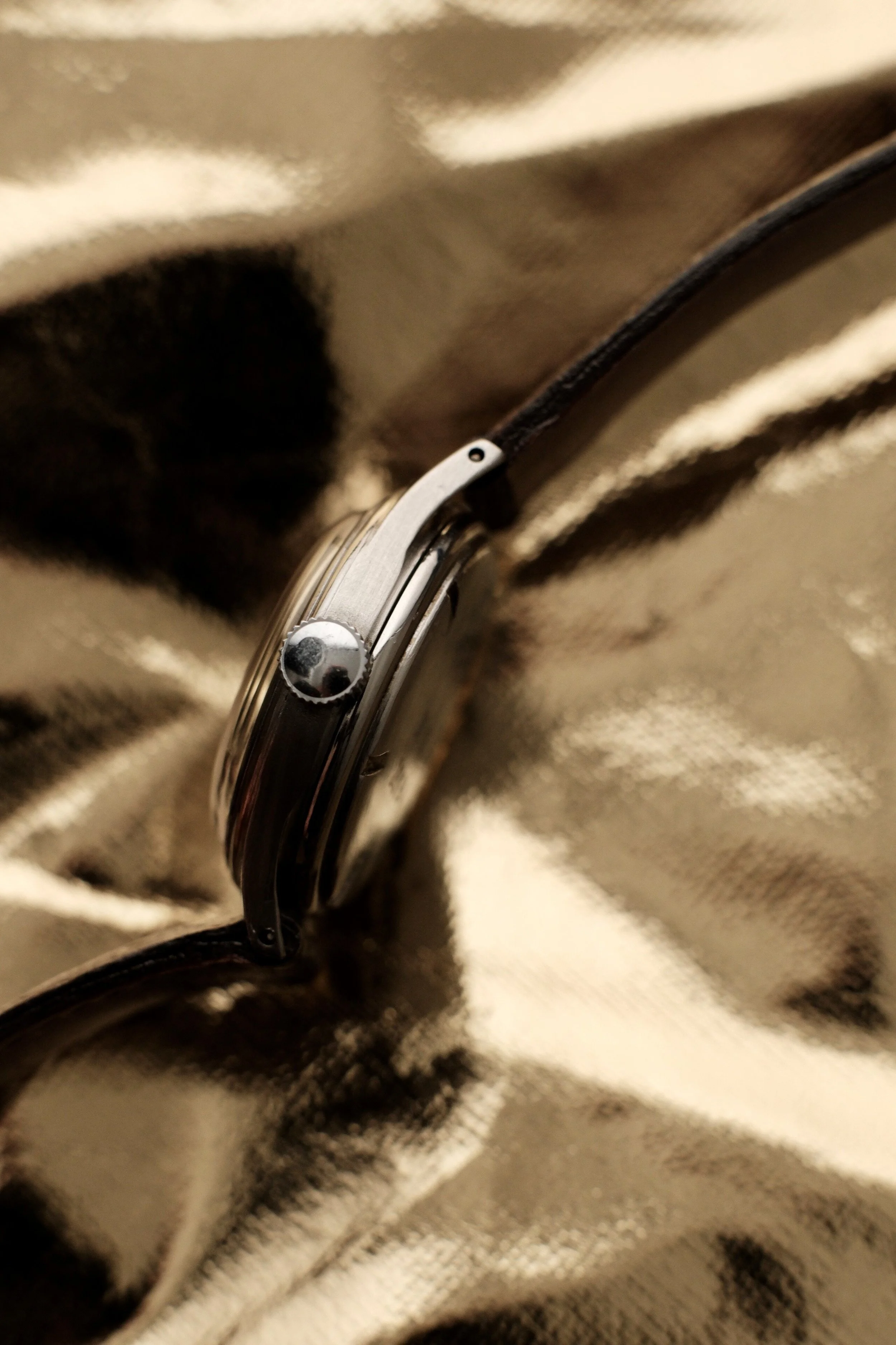 Longines marine nationale française vue de profil