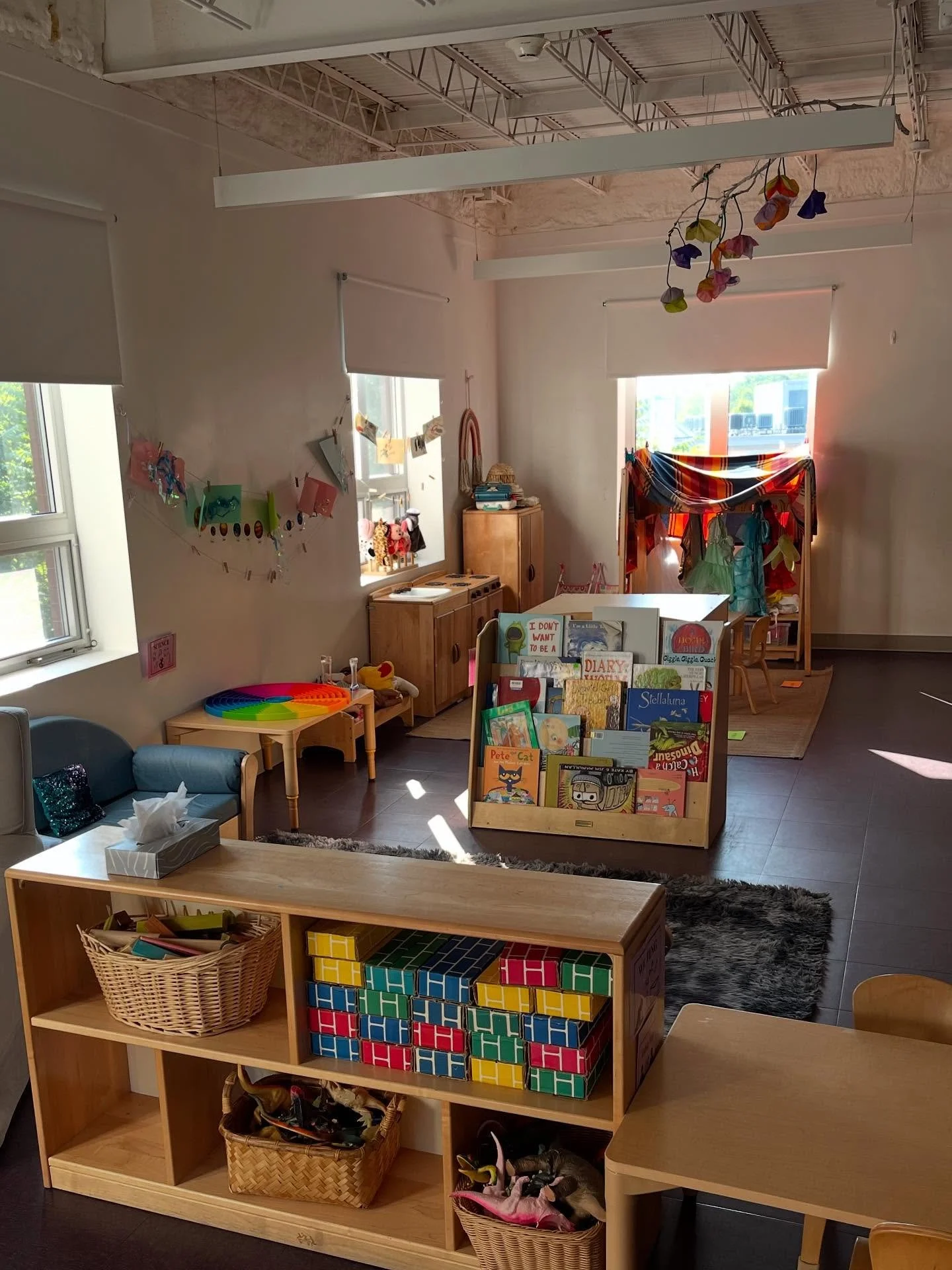 We are ready for you!!👩🏽&zwj;🤝&zwj;👩🏻 Our teachers were busy all week getting their classrooms ready for our Evergreen friends. We can&rsquo;t wait to start the new year! We still have availability in some classrooms. Email us at info@evergreend